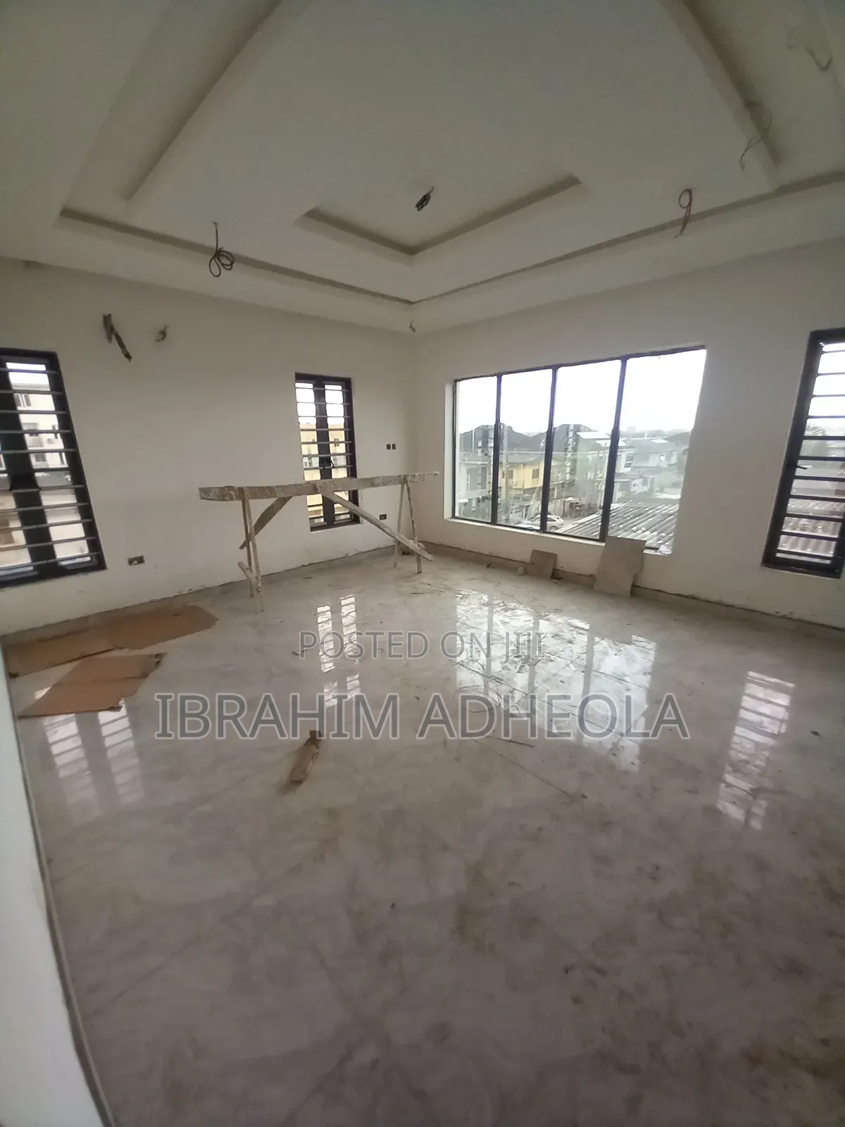 4bdrm Townhouse/Terrace in Ogba Gra for Sale in Ogba GRA