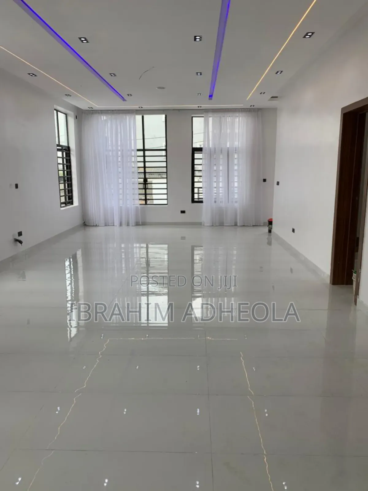 5bdrm Duplex in Sangotedo for sale in Sangotedo