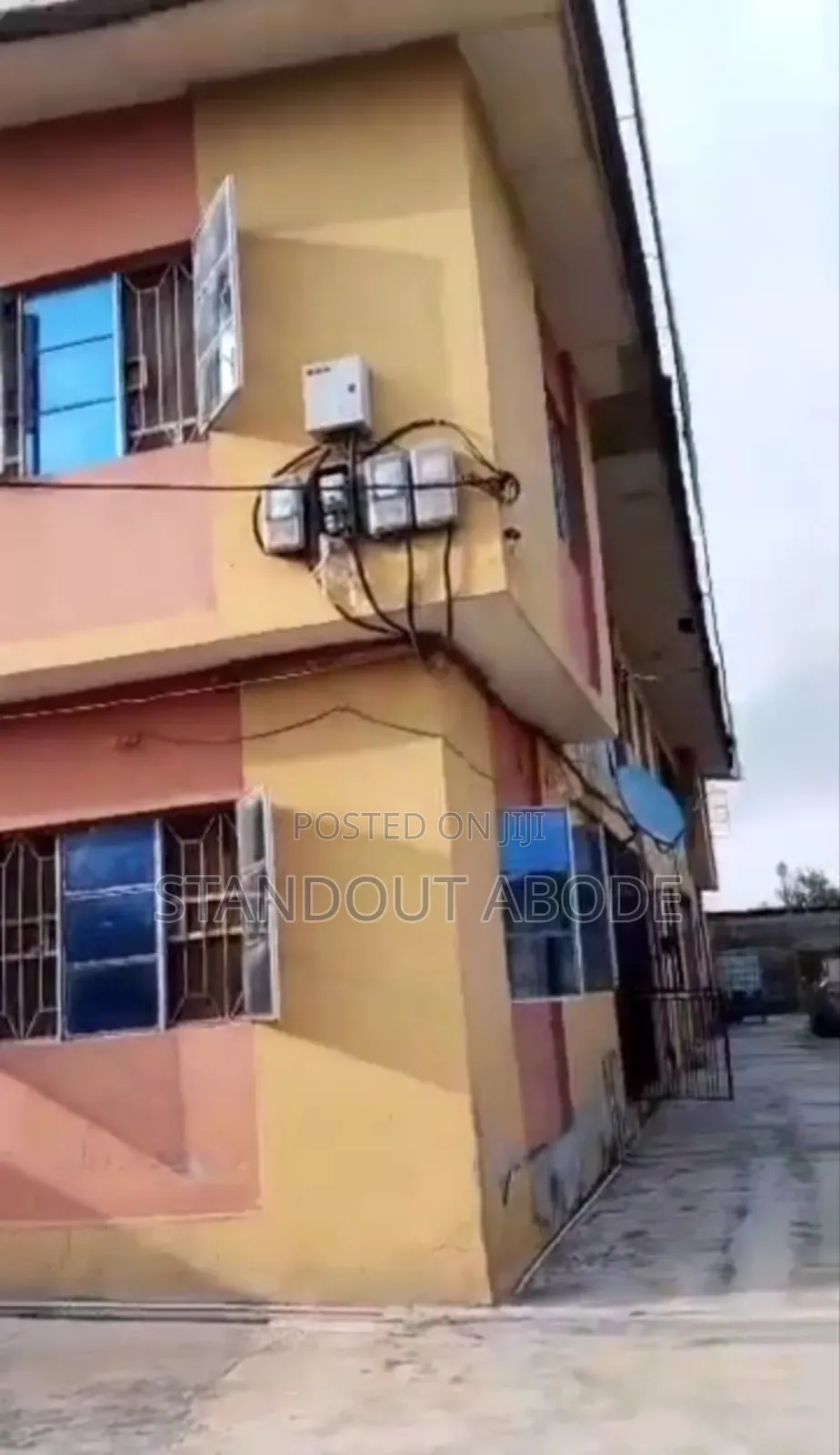 3bdrm Block of Flats in Idimu for sale in Idimu