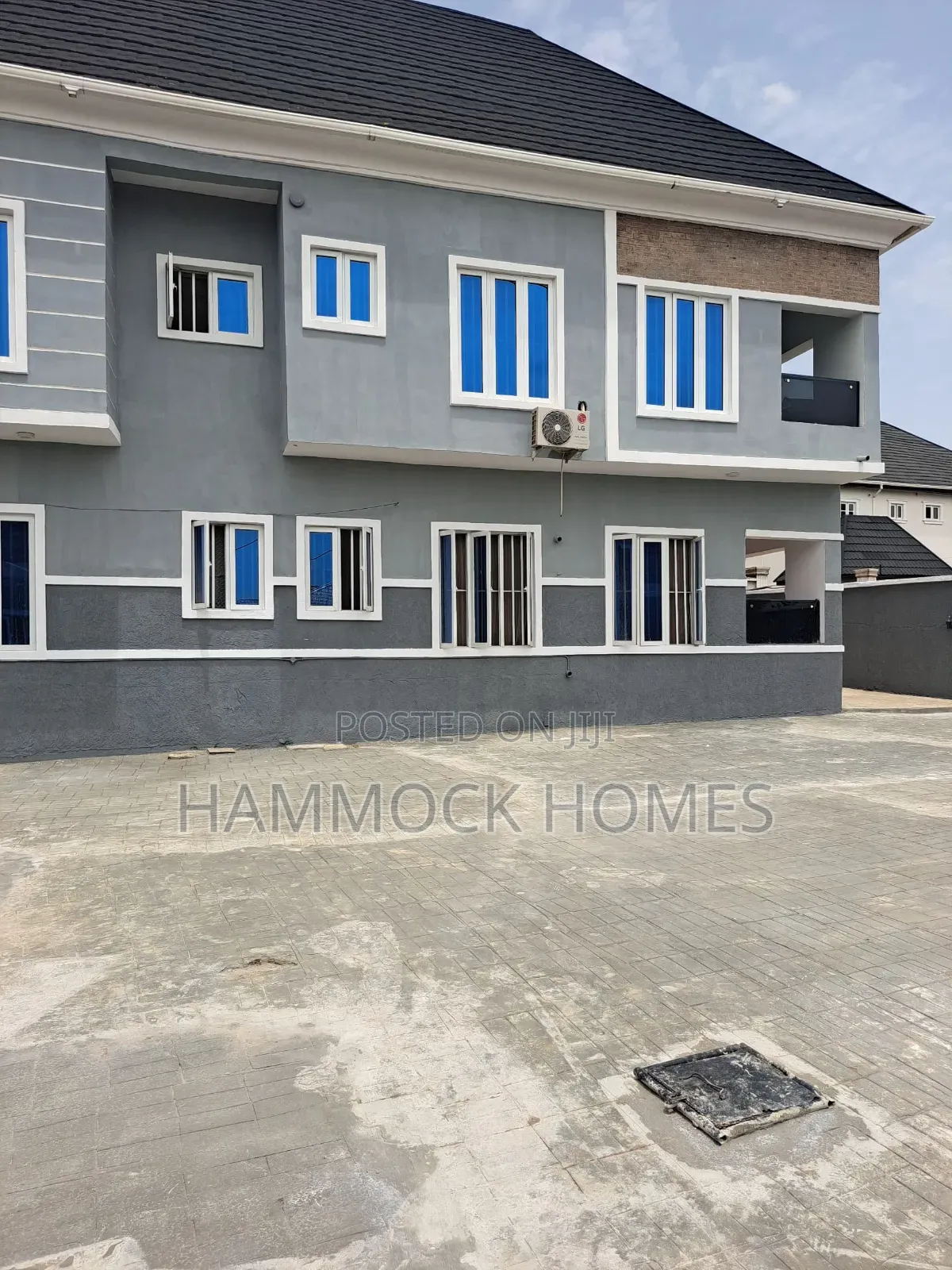 4bdrm Duplex in Alpha Grace Estate, Jericho for sale in Jericho