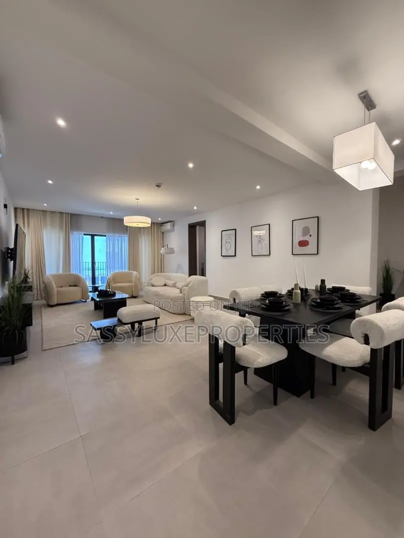 Furnished 3bdrm Block of Flats in Lekki Phase 1 for sale in Lekki Expressway