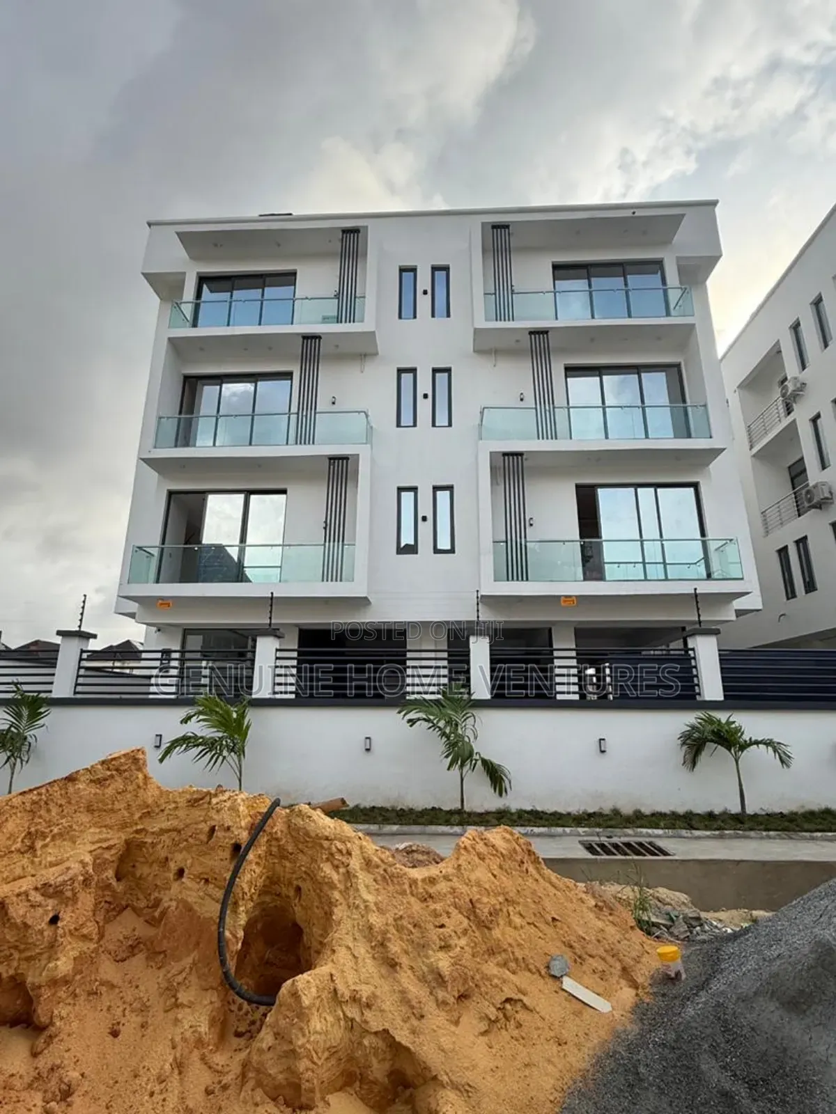 2bdrm Apartment in Lekki Phase One for sale in Lekki Phase 1