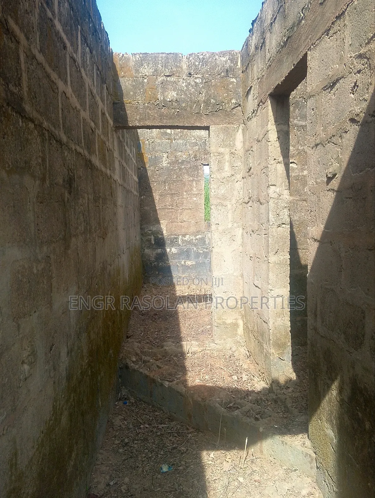 1bdrm Block of Flats in Ogbondoroko, Asa for sale in Asa