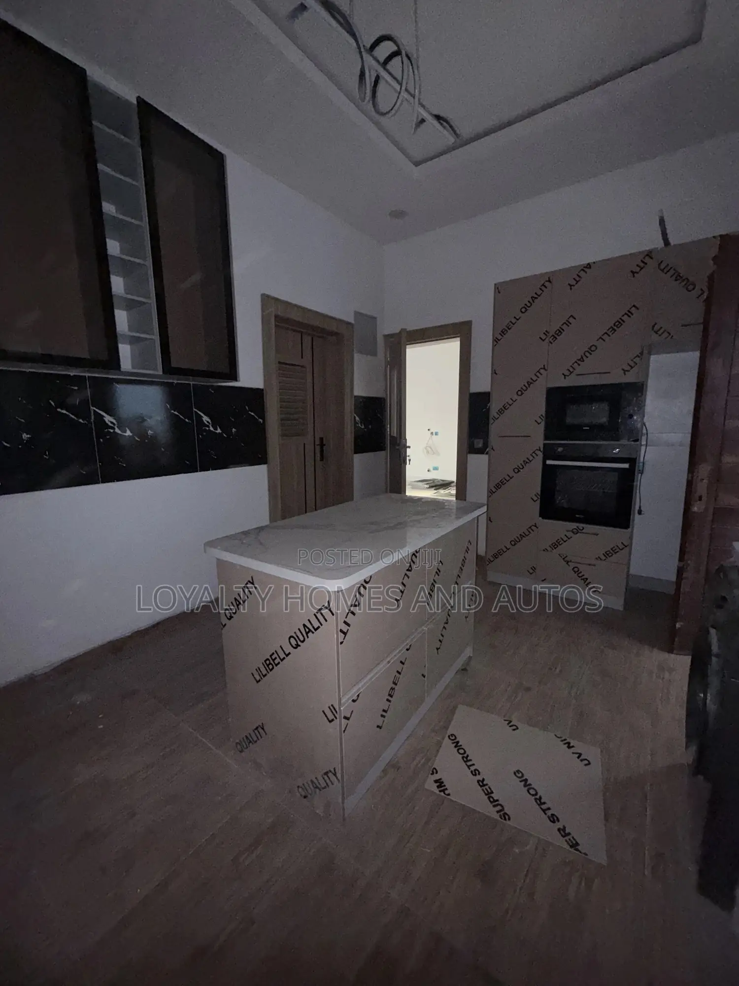 5bdrm Duplex in Adeniyi Jones Ikeja for sale in Ikeja