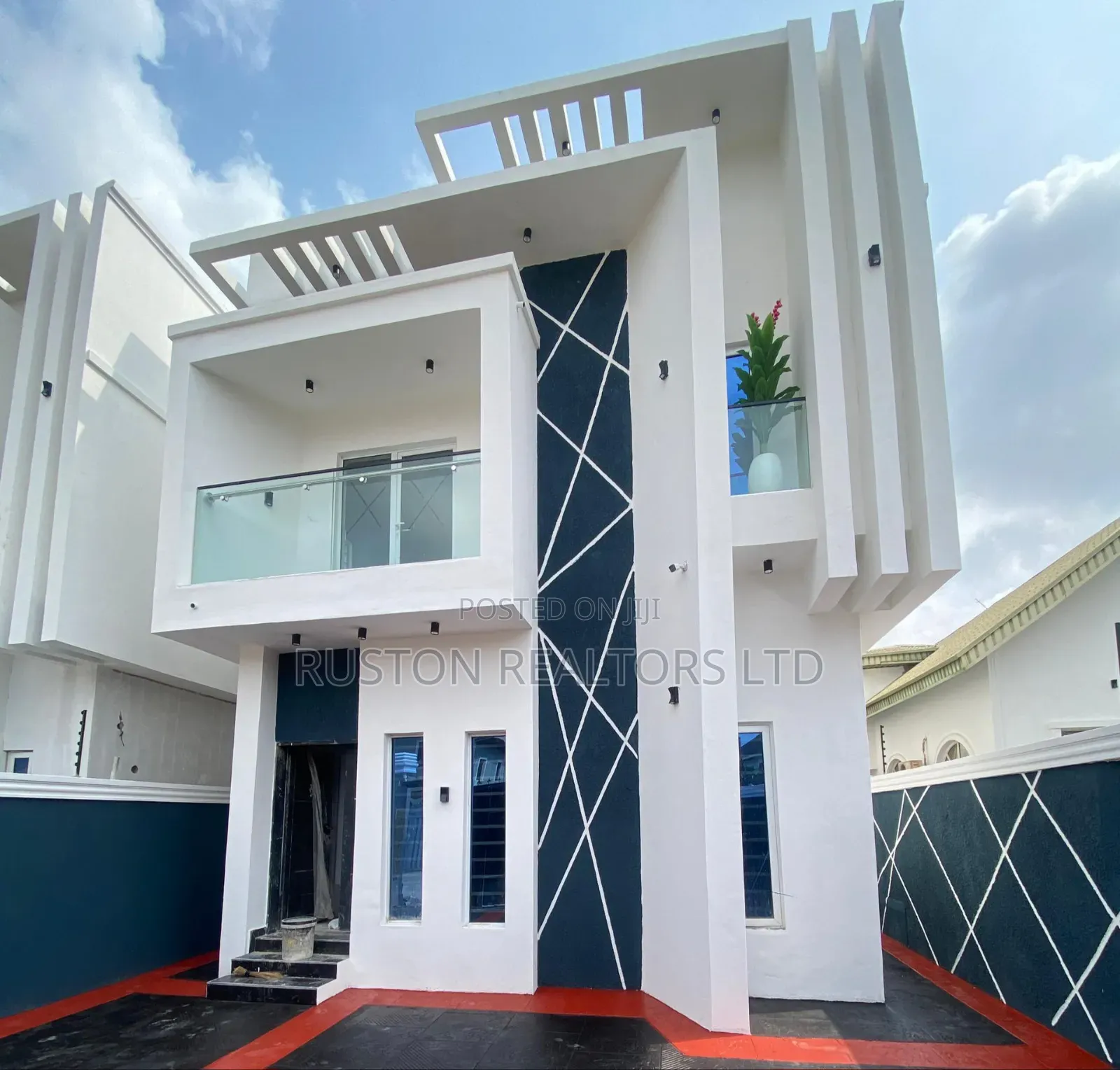 7bdrm Duplex in New Oko Oba for sale in New Oko Oba
