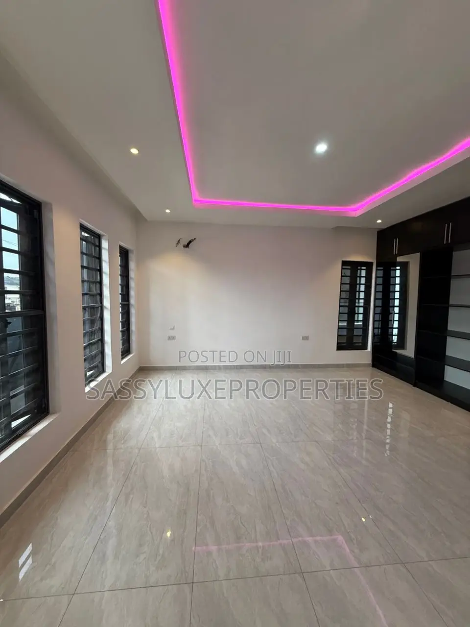 Furnished 2bdrm Apartment in Ikate Lekki for sale in Lekki Expressway