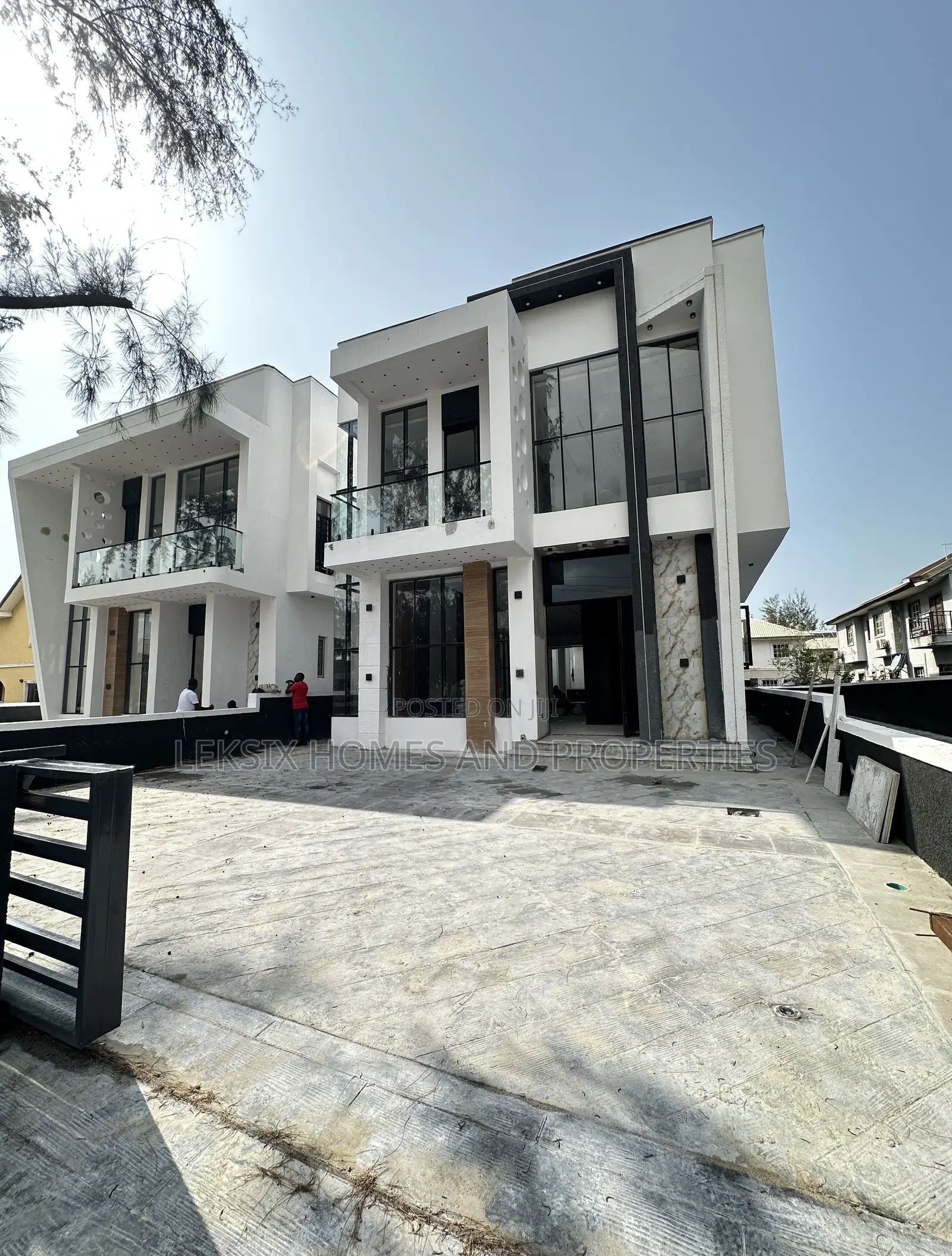 5bdrm Duplex in Megamound, Ikota for sale in Ikota