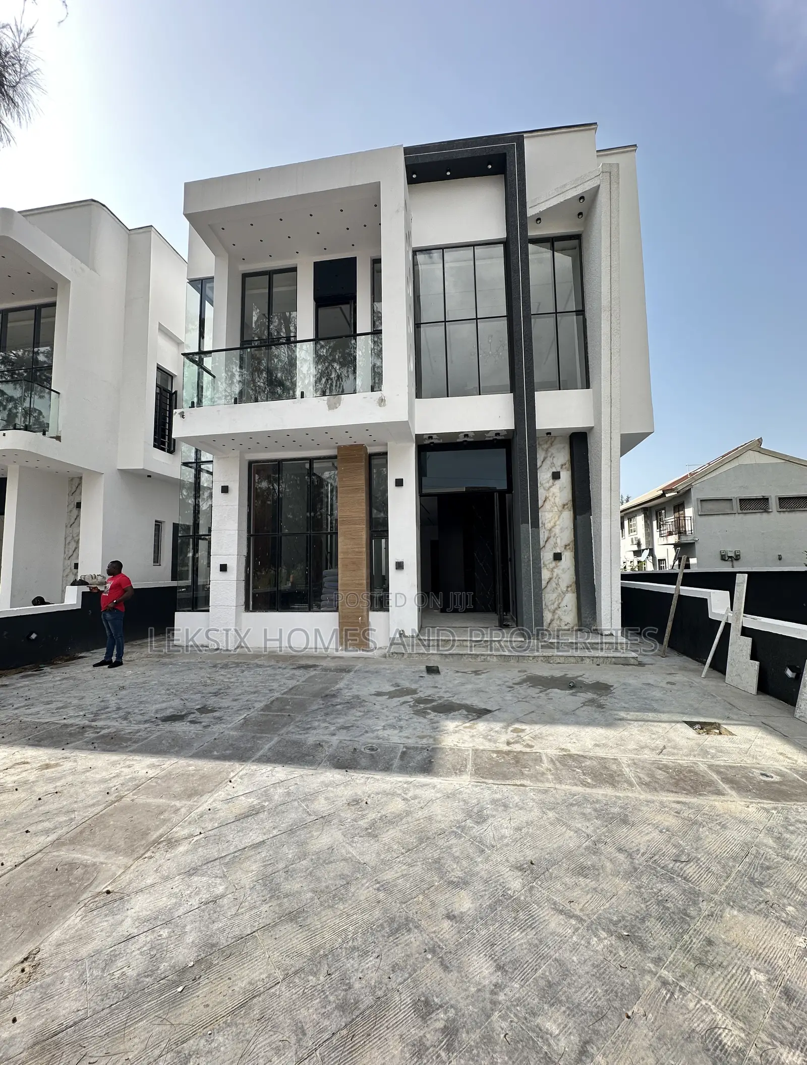 5bdrm Duplex in Megamound, Ikota for sale in Ikota
