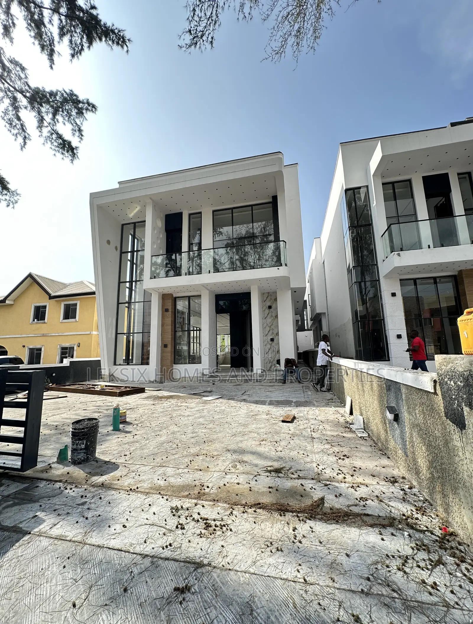 5bdrm Duplex in Megamound, Ikota for sale in Ikota
