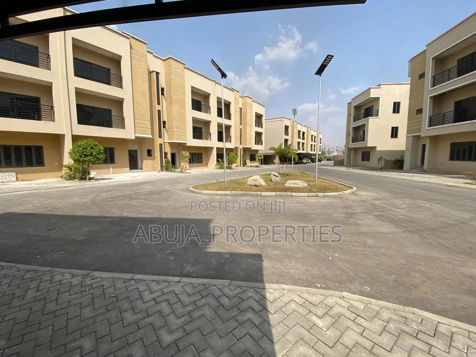 4bdrm Duplex in Serene Estate, Jahi for sale in Jahi