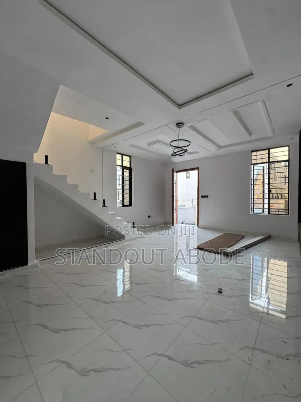 3bdrm Duplex in In An Estate, Ikota for sale in Ikota