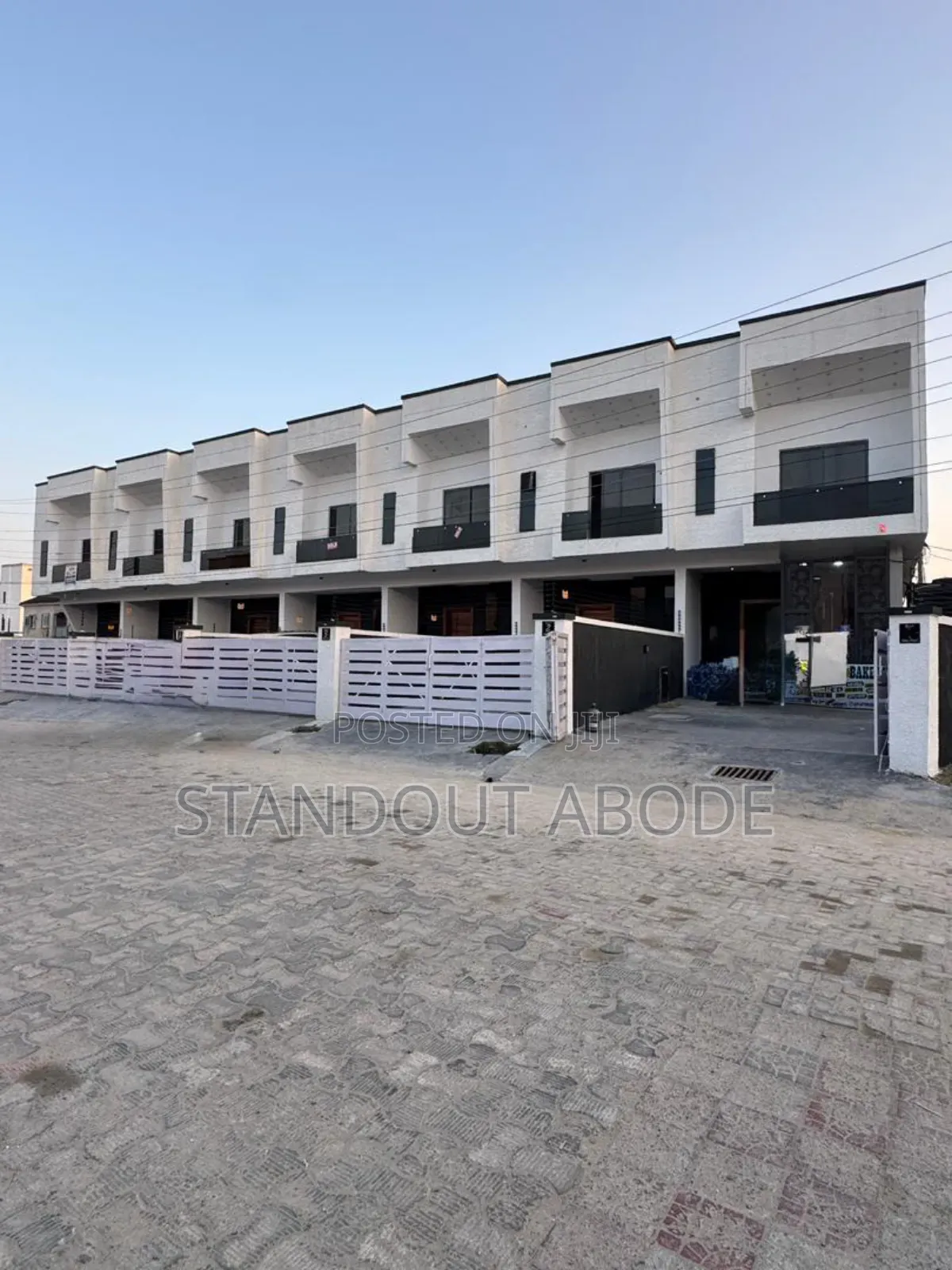4bdrm Duplex in Located Inside An, Ikota for sale in Ikota