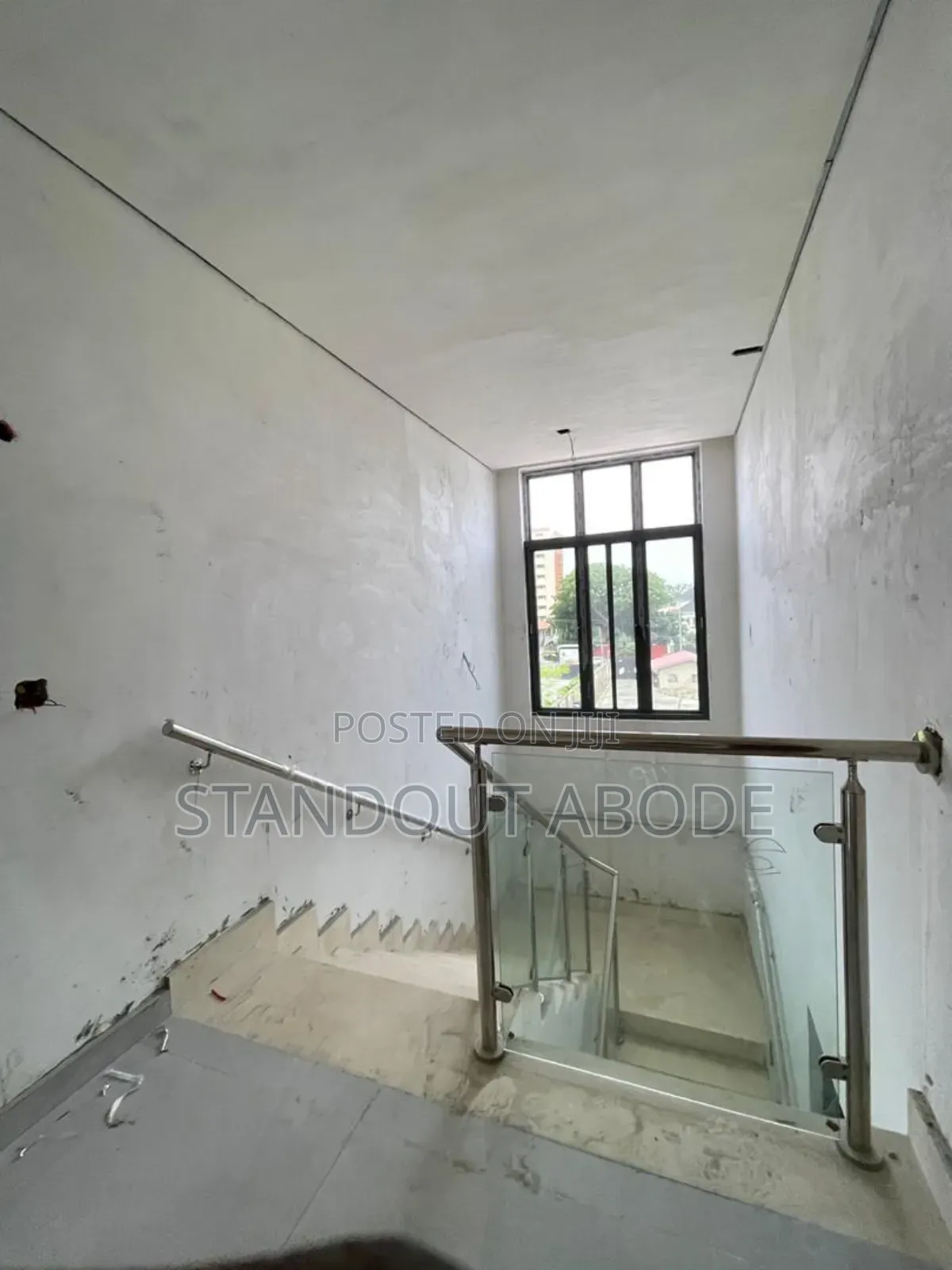 6bdrm Duplex in In An Estate, Ikoyi for sale in Ikoyi