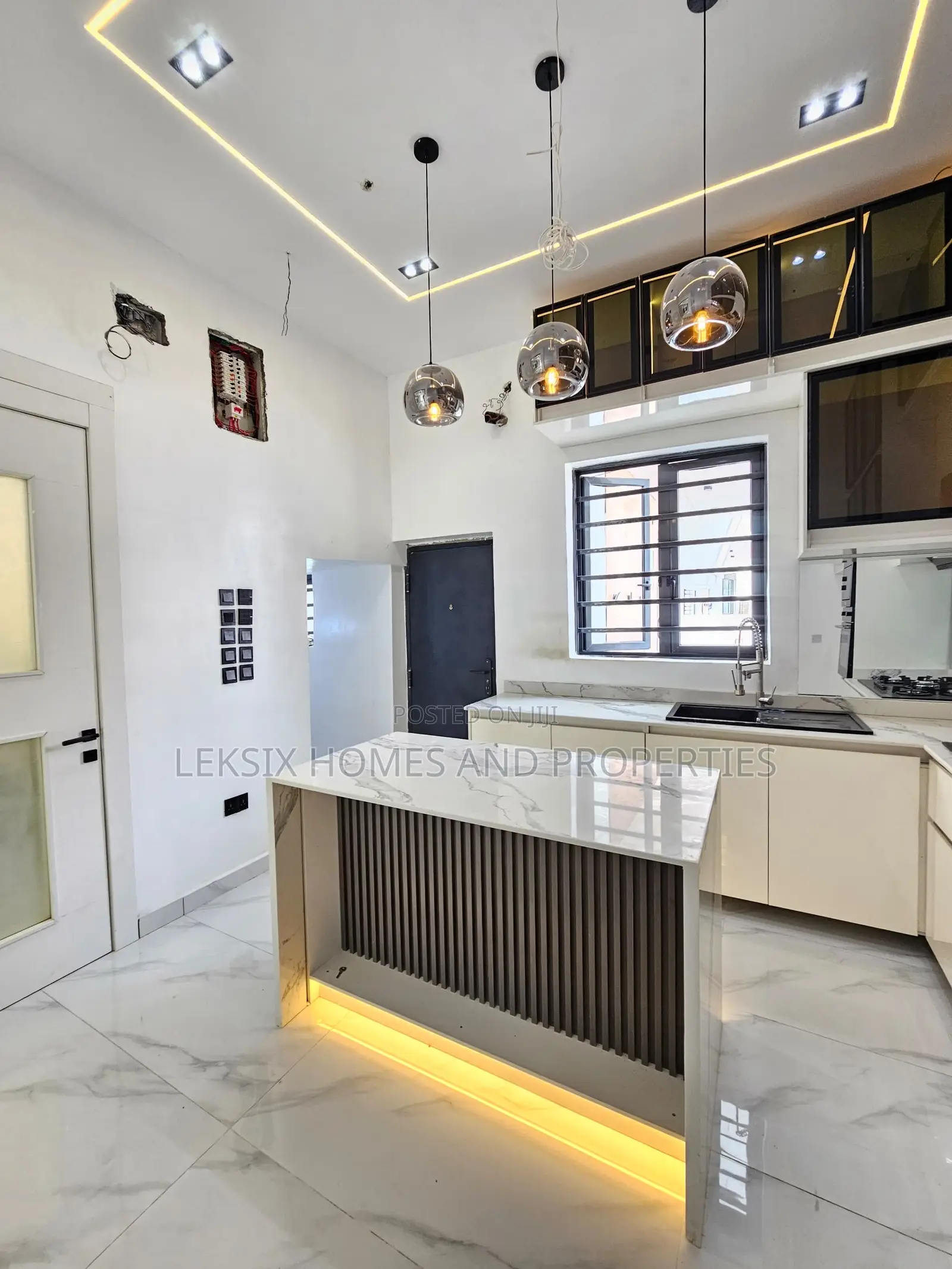 4bdrm Duplex in A Secured Code To, Ado / Ajah for sale in Ado / Ajah