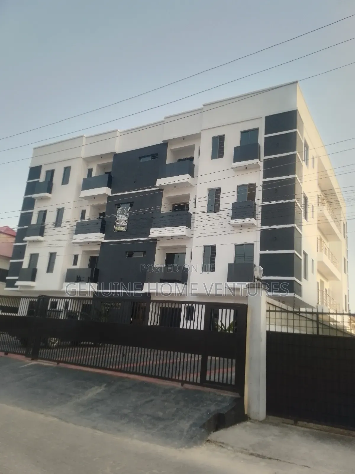 3bdrm Apartment in Lekki Phase 1 for sale in Lekki Phase 1