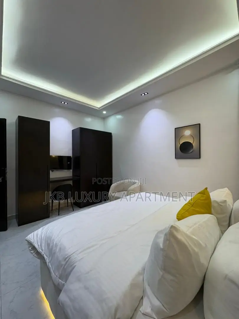 Deliz 2/3bedroom Services Apartment in Chevron