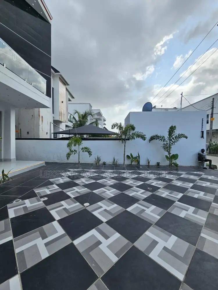 5bdrm Duplex in A Secured Code To, Ado / Ajah for sale in Ado / Ajah