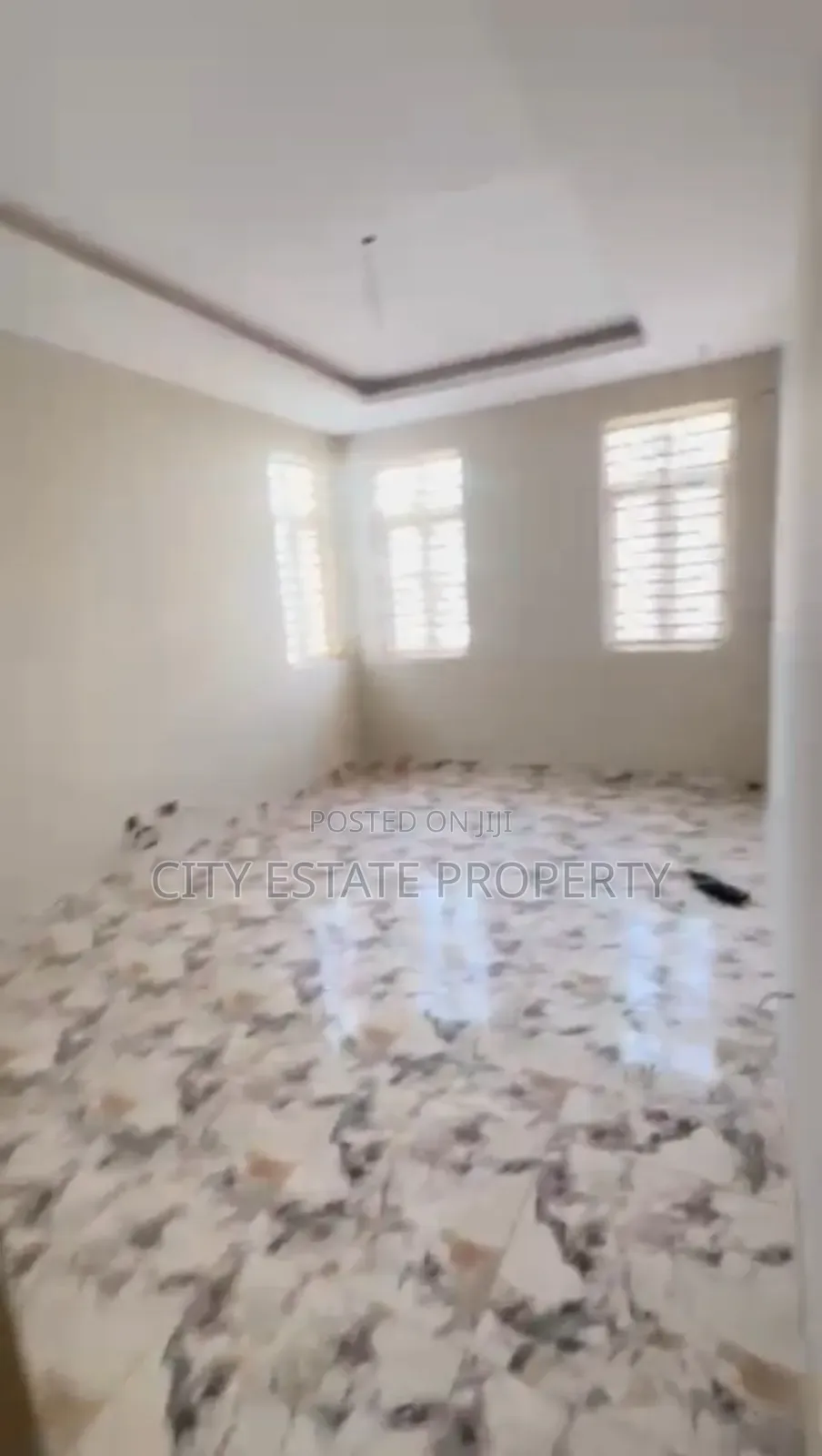3bdrm Condo in City Estate, Gwarinpa for rent in Gwarinpa