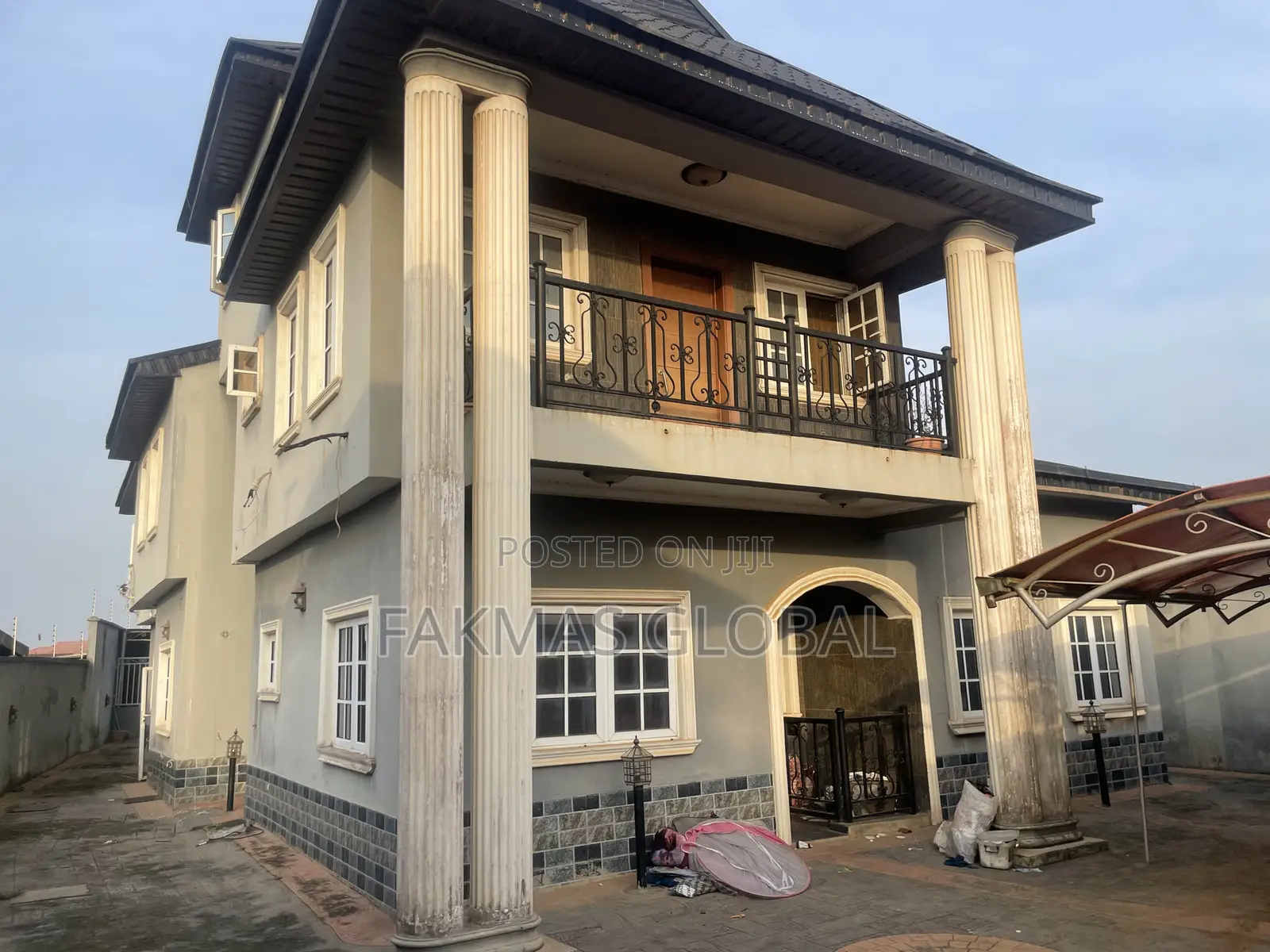 8 Bedroom Duplex in Iju