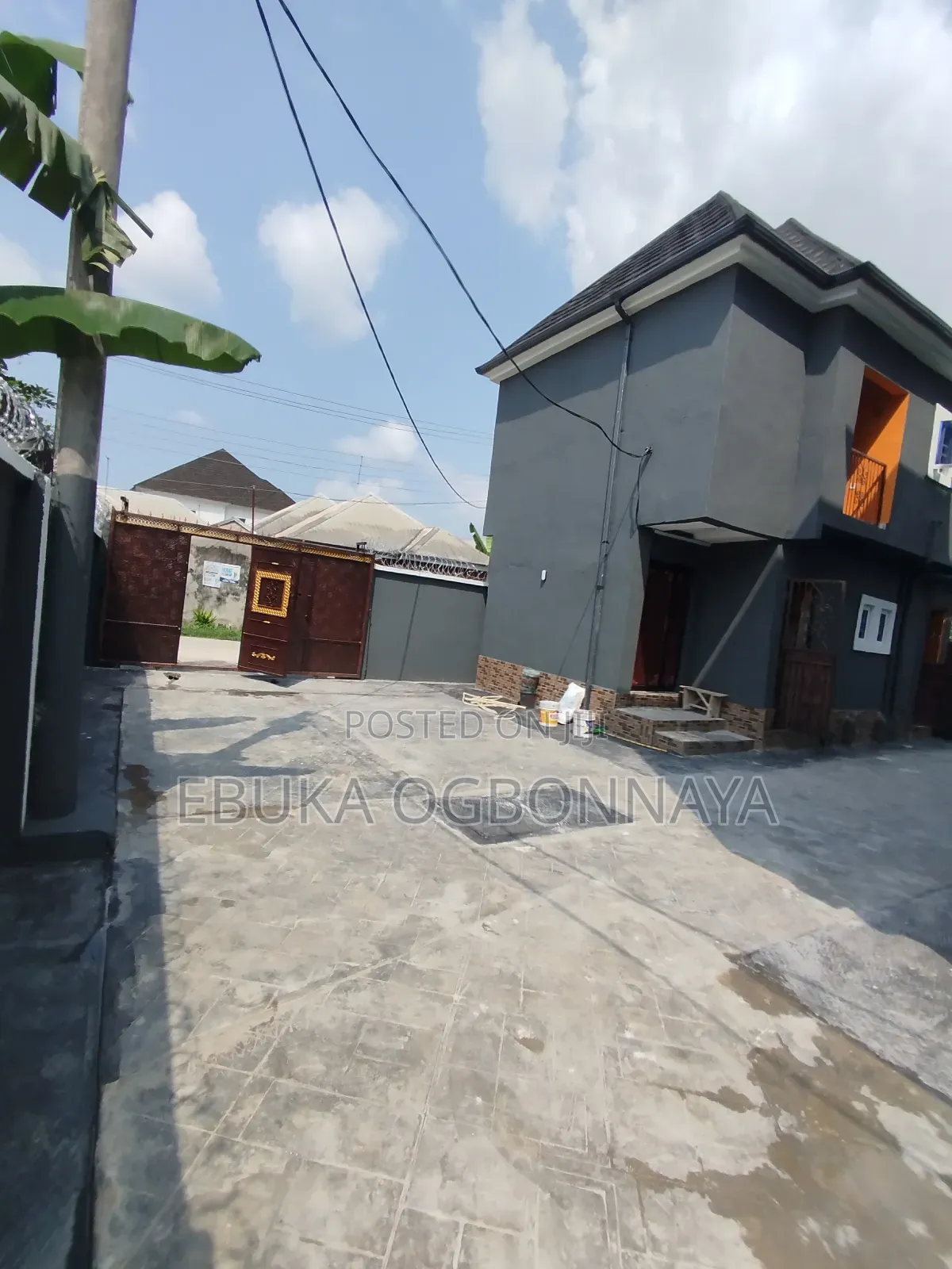 2bdrm Block of Flats in Sars Road,, Obio-Akpor for rent in Obio-Akpor