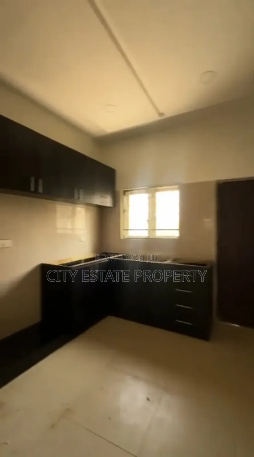 4bdrm Duplex in City Estate, Gwarinpa for rent in Gwarinpa