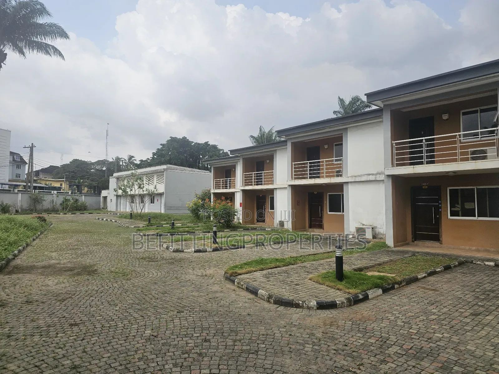 4bdrm Townhouse / Terrace in Ikeja GRA for rent in Ikeja GRA