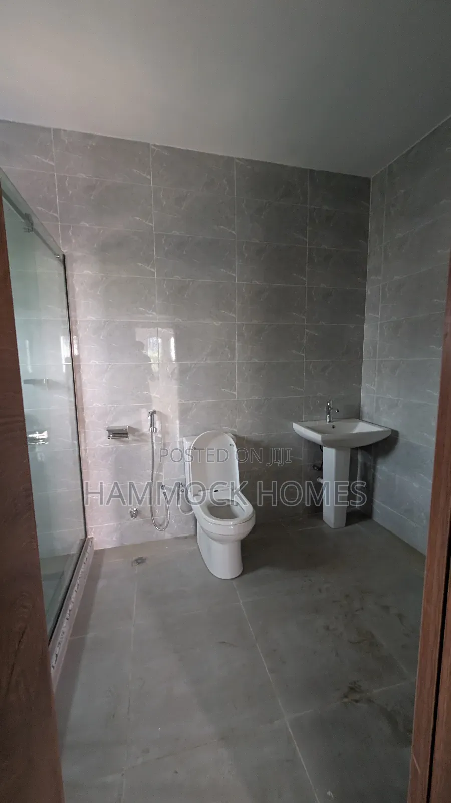 4bdrm Duplex in Carton Gate Estate, Akobo for rent in Akobo