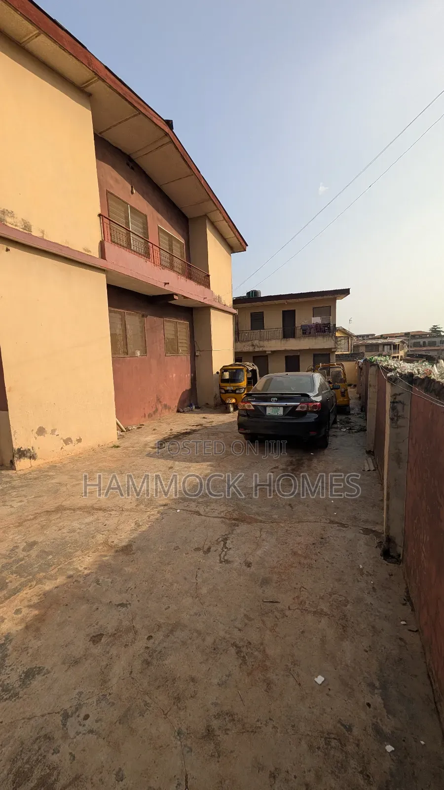 20bdrm Block of Flats in Kajola Estate, Iwo Road for sale in Iwo Road