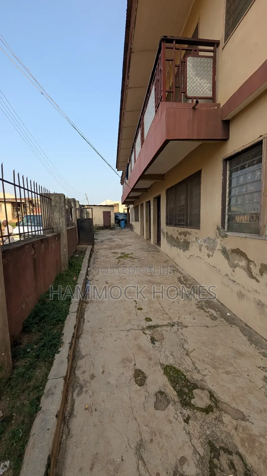 20bdrm Block of Flats in Kajola Estate, Iwo Road for sale in Iwo Road