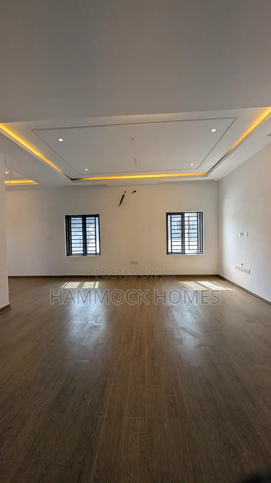 5bdrm Penthouse in Kolapo Ishola Gra, Akobo for sale in Akobo