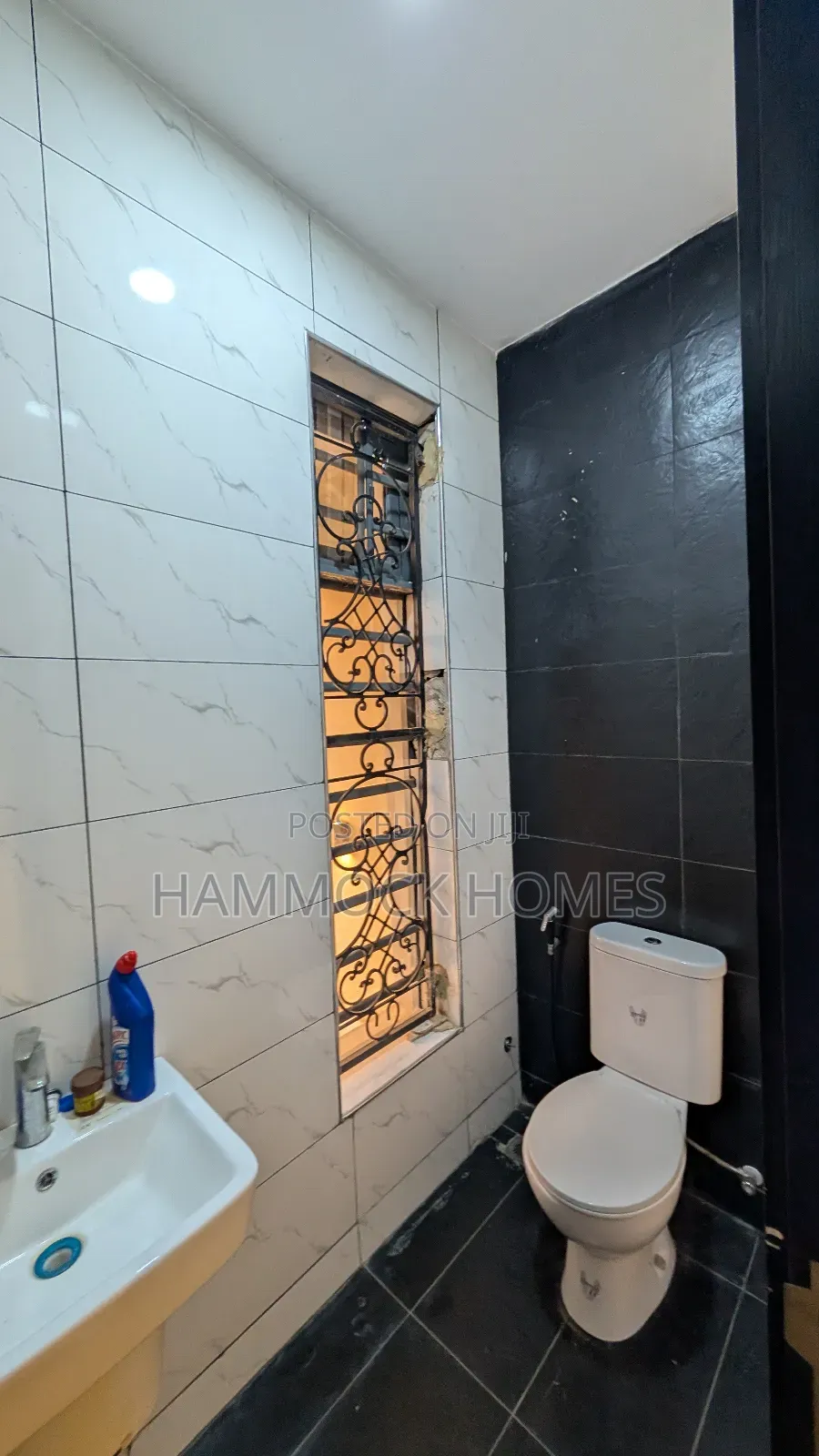 Furnished 3bdrm Duplex in Carlton Gate Estate, Akobo for sale in Akobo