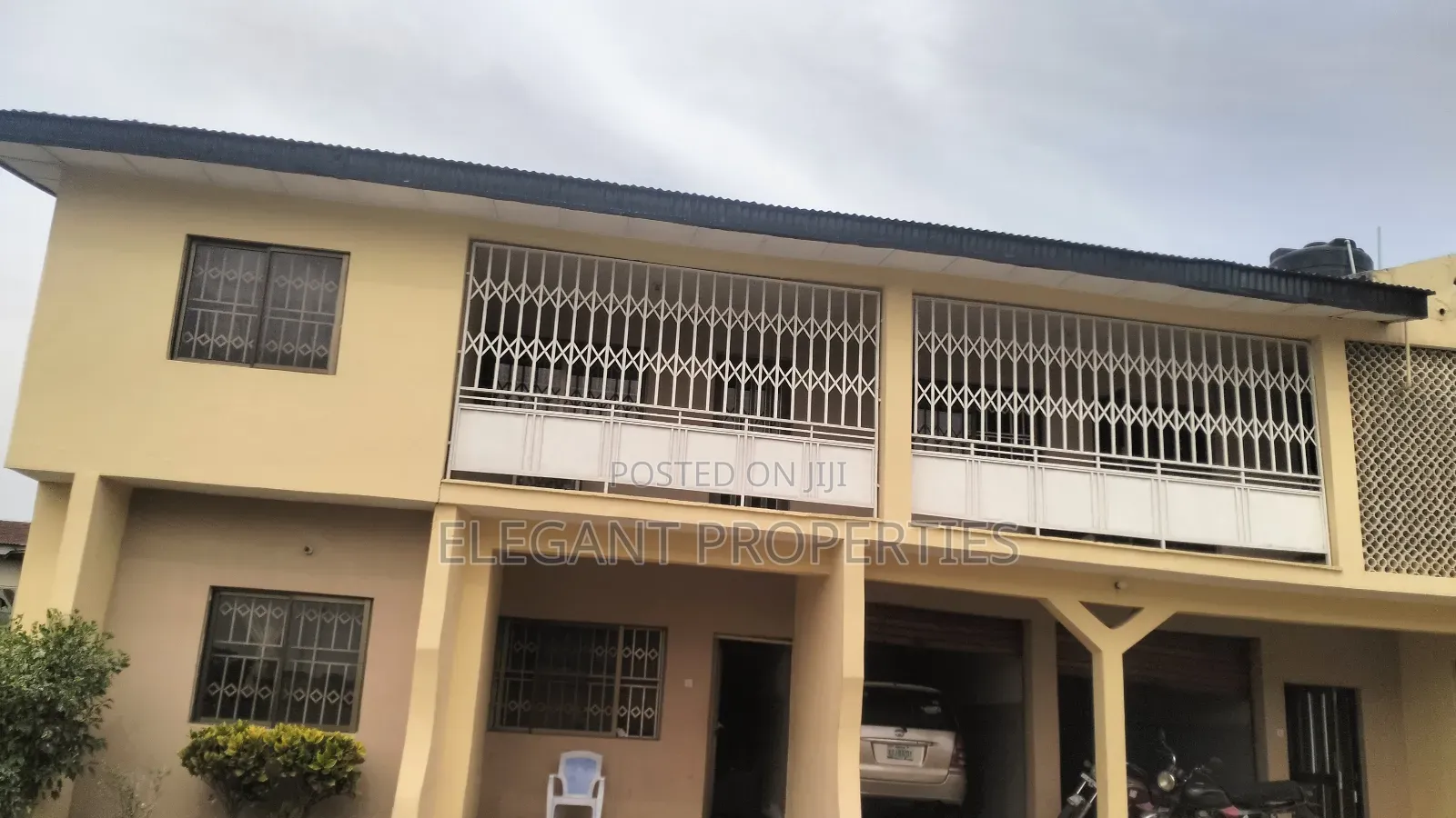 A 4 Bedroom Duplex and 4 Units of 3 Bedroom Apartments in Ogo Oluwa in Osogbo