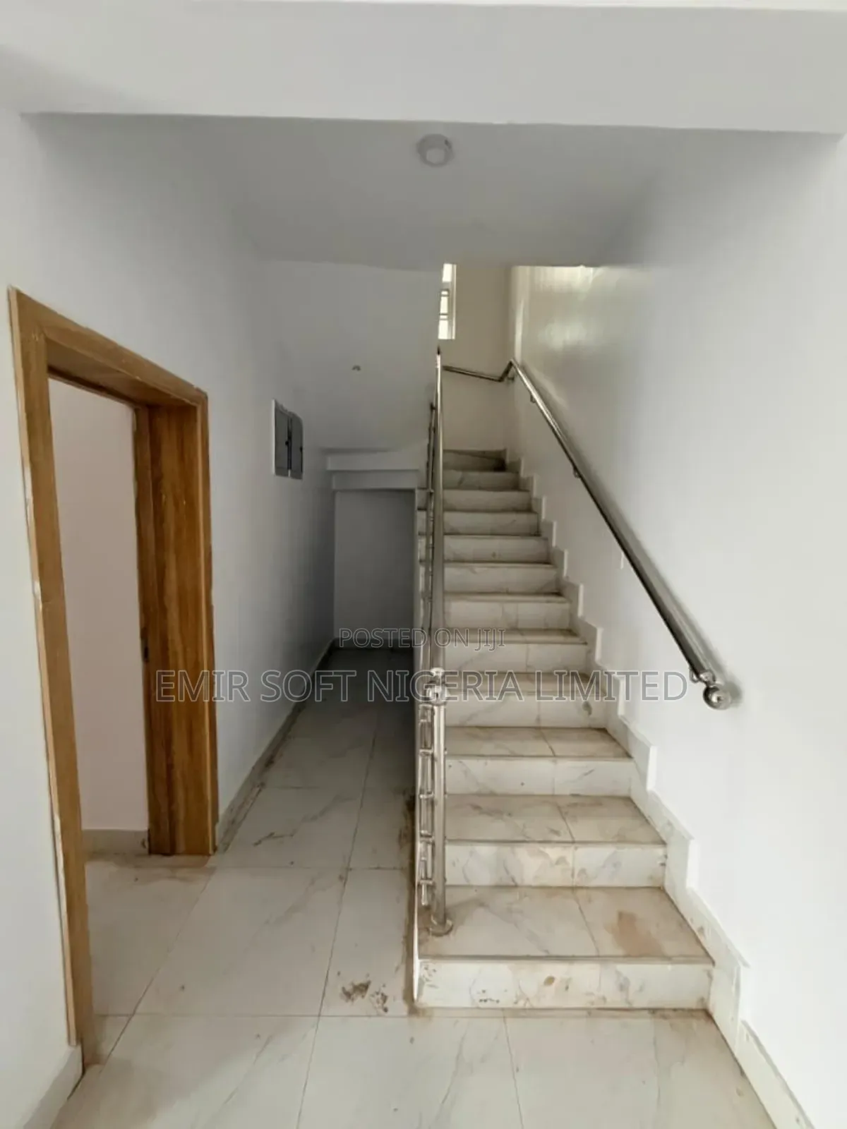Furnished 4bdrm Duplex in Jericho for sale in Jericho