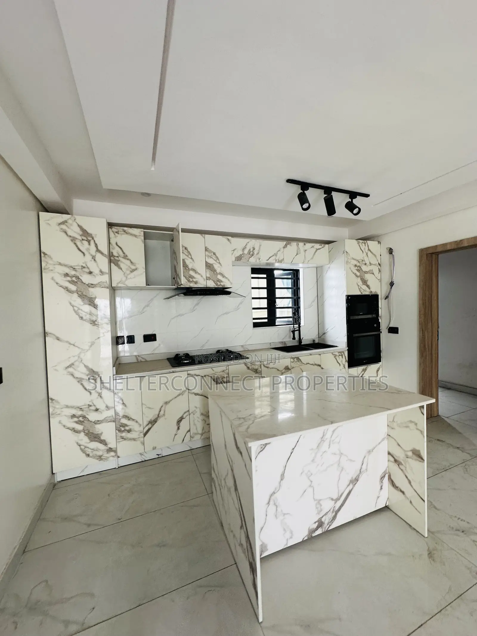2bdrm Penthouse in Ologolo for sale in Ologolo