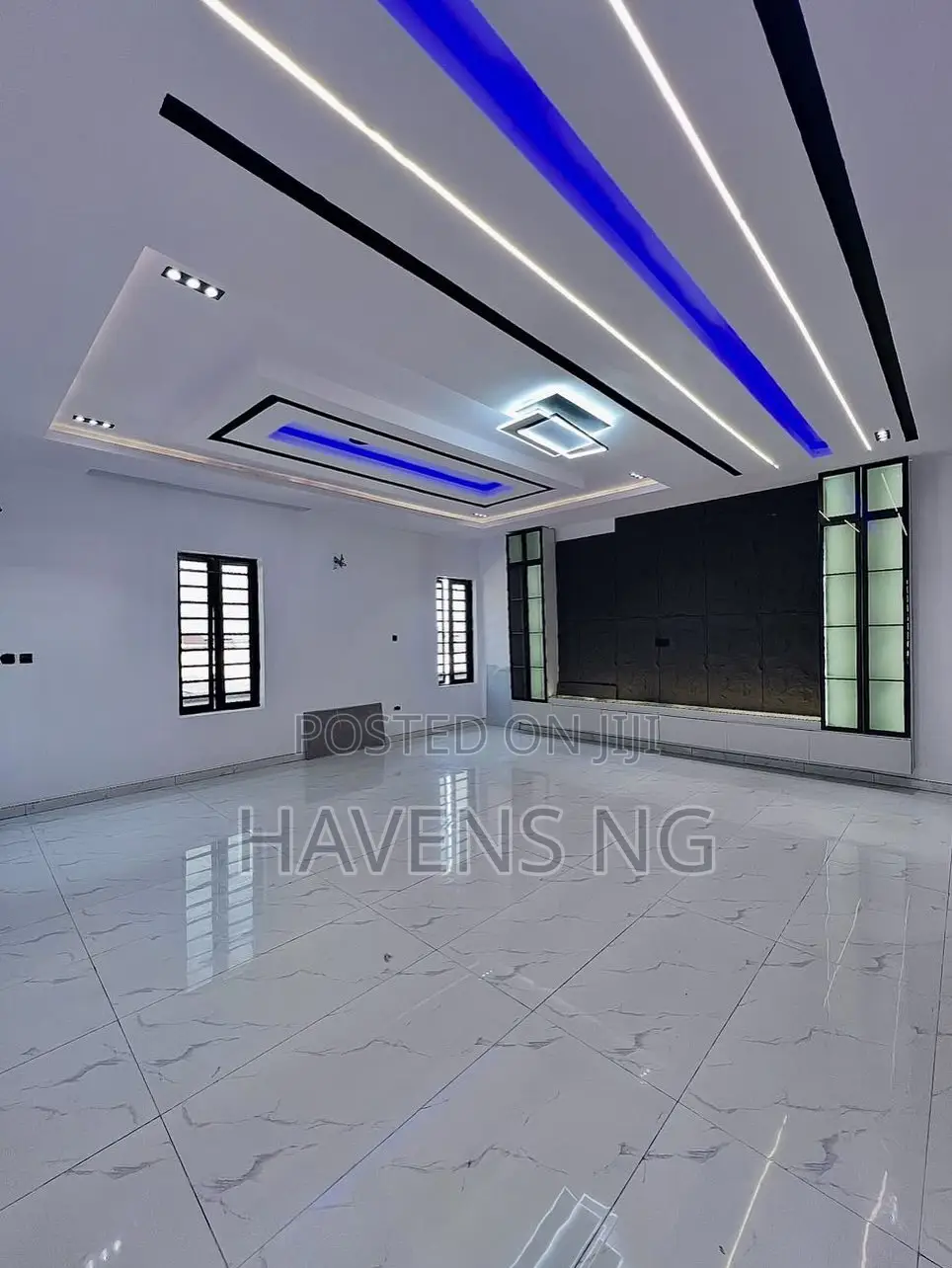 5bdrm Duplex in Lekki Phase 1 for sale in Lekki Phase 1