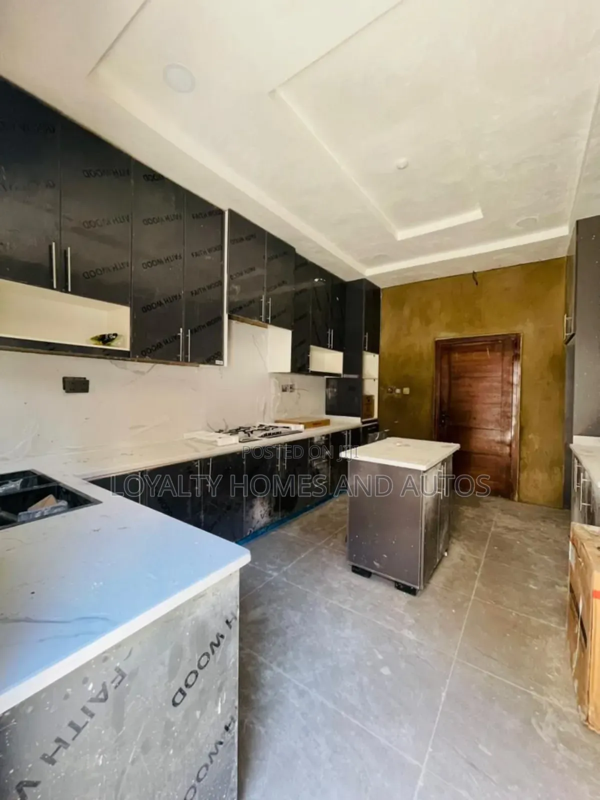 5bdrm Duplex in Gra, Magodo for sale in Magodo
