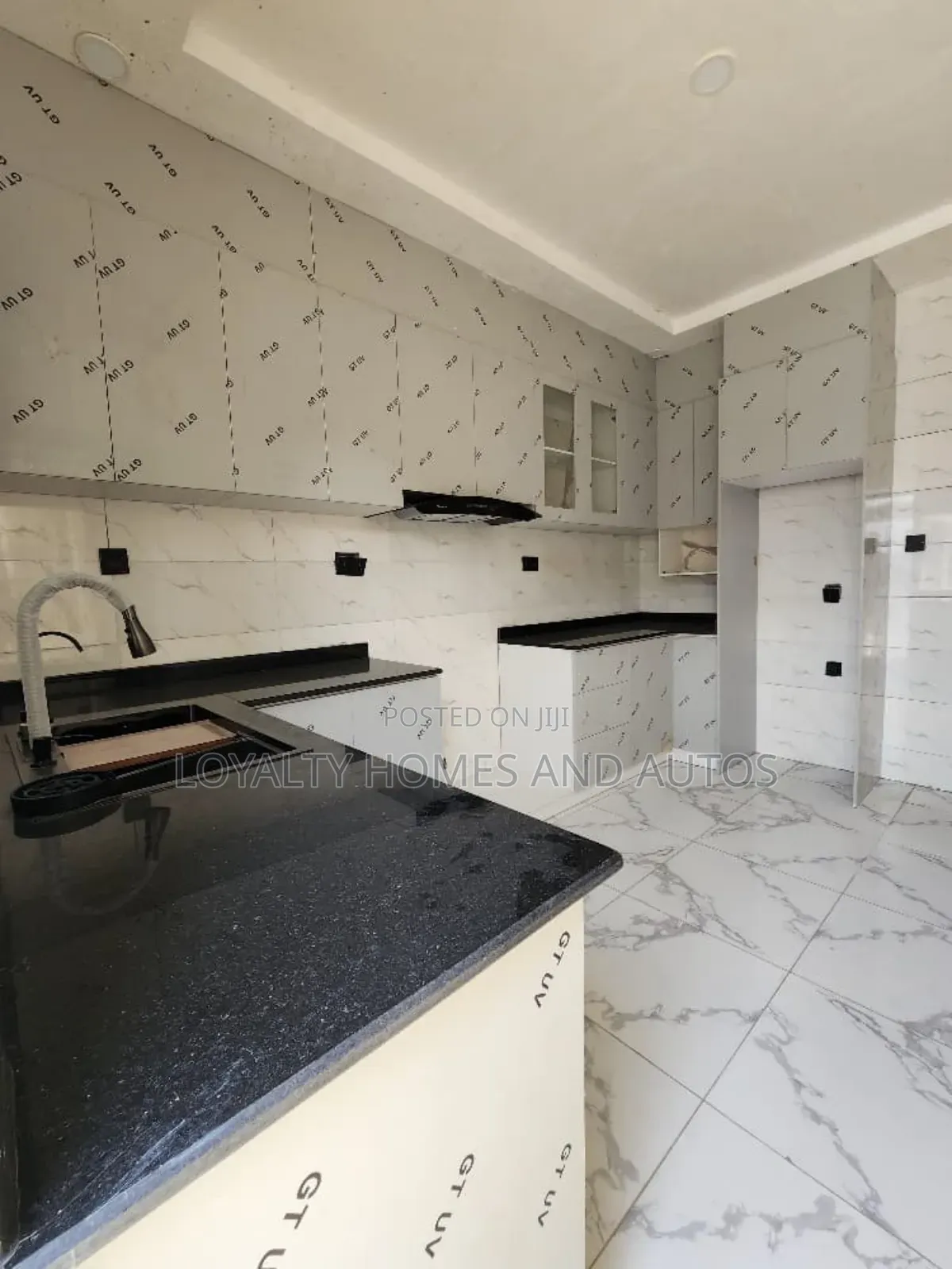4bdrm Duplex in Maryland for sale in Maryland