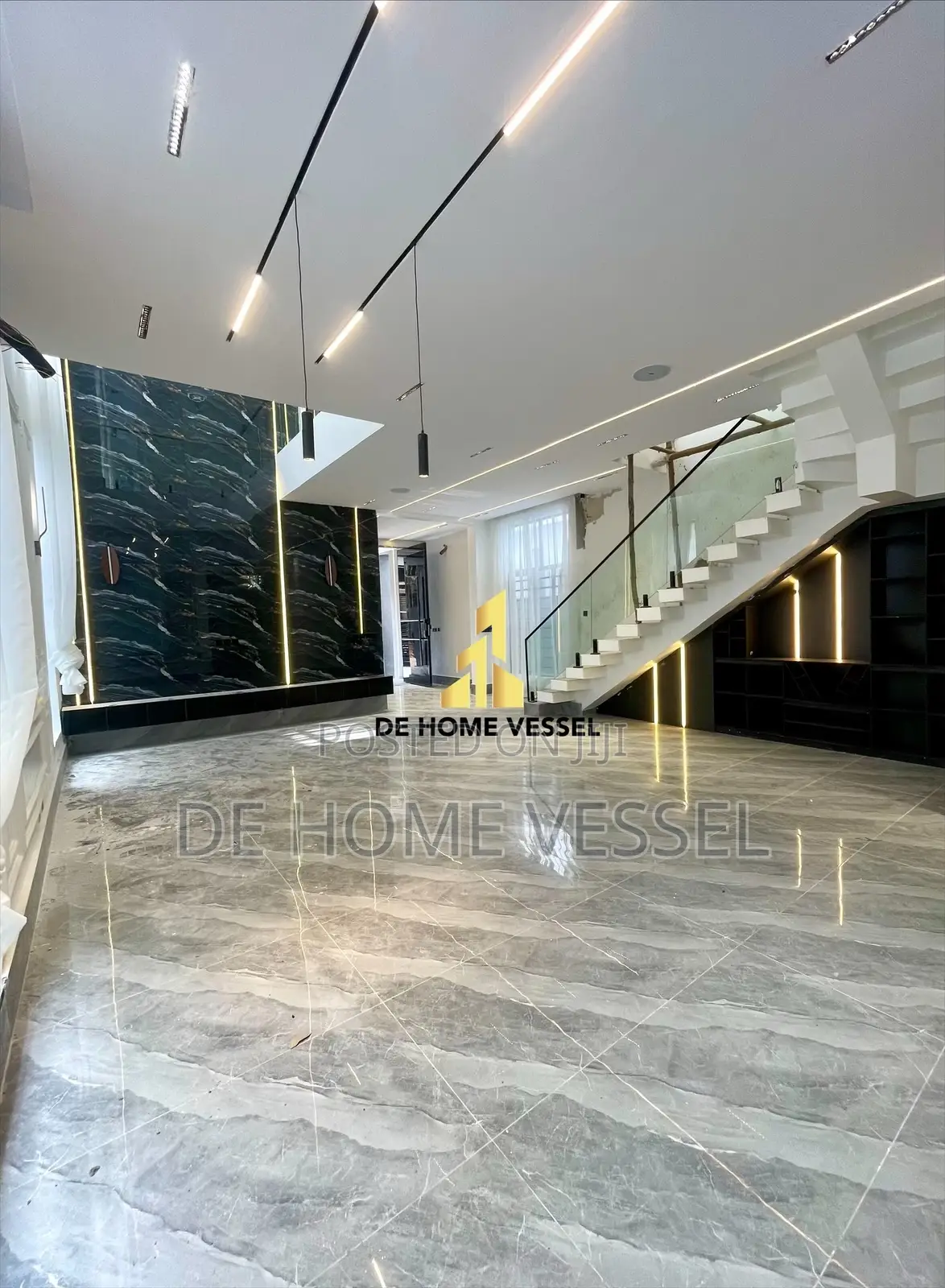 5bdrm Duplex in Lekki for sale in Lekki