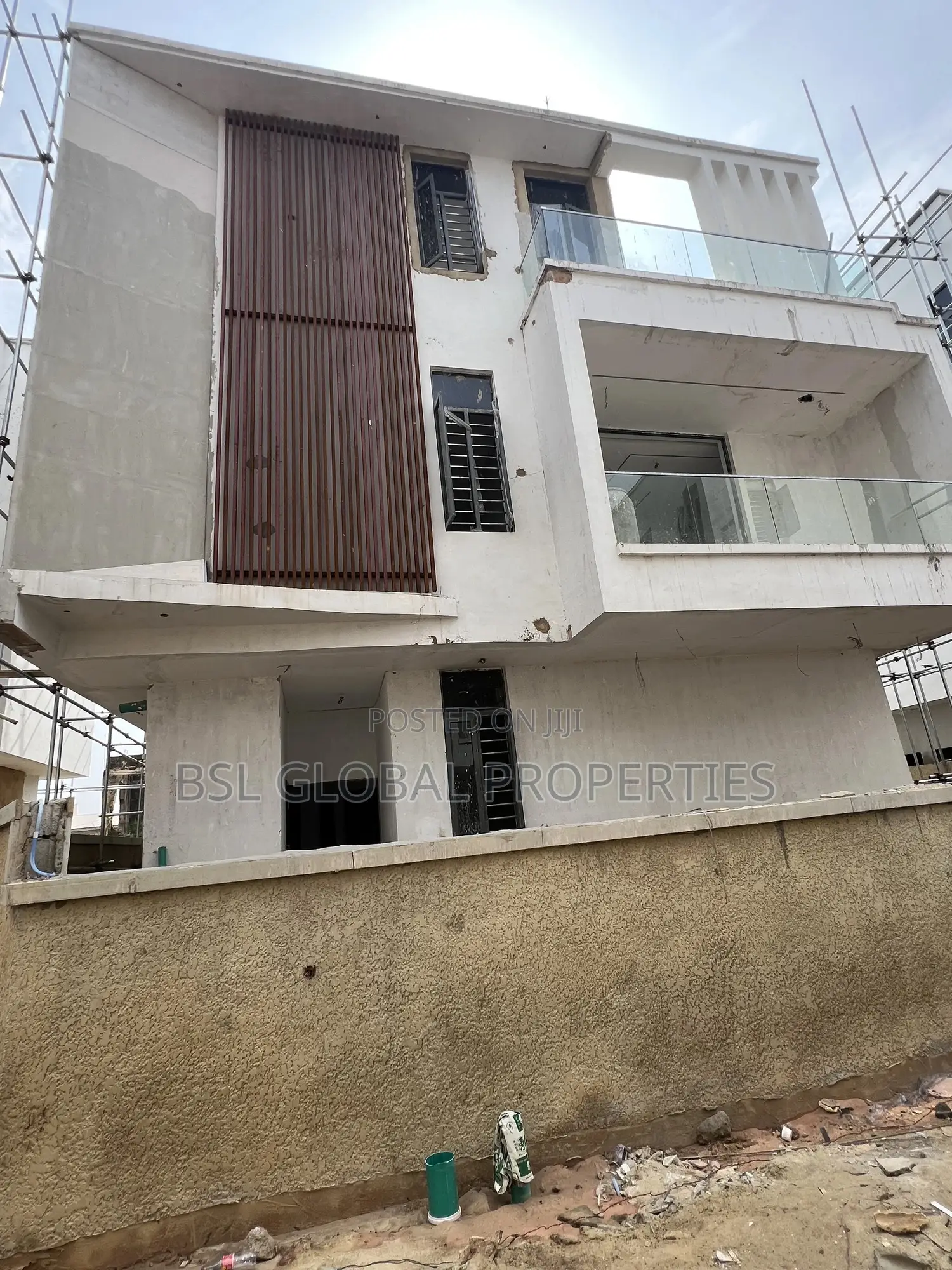 5bdrm Duplex in Omole Phase 2 Estate for sale in Omole Phase 2
