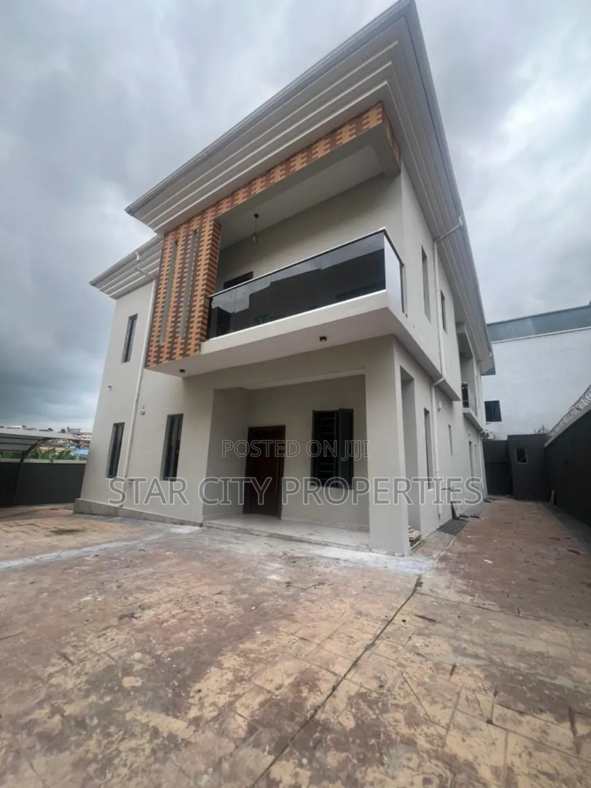 5bdrm Duplex in Magodo, GRA Phase 2 Shangisha for sale in GRA Phase 2 Shangisha
