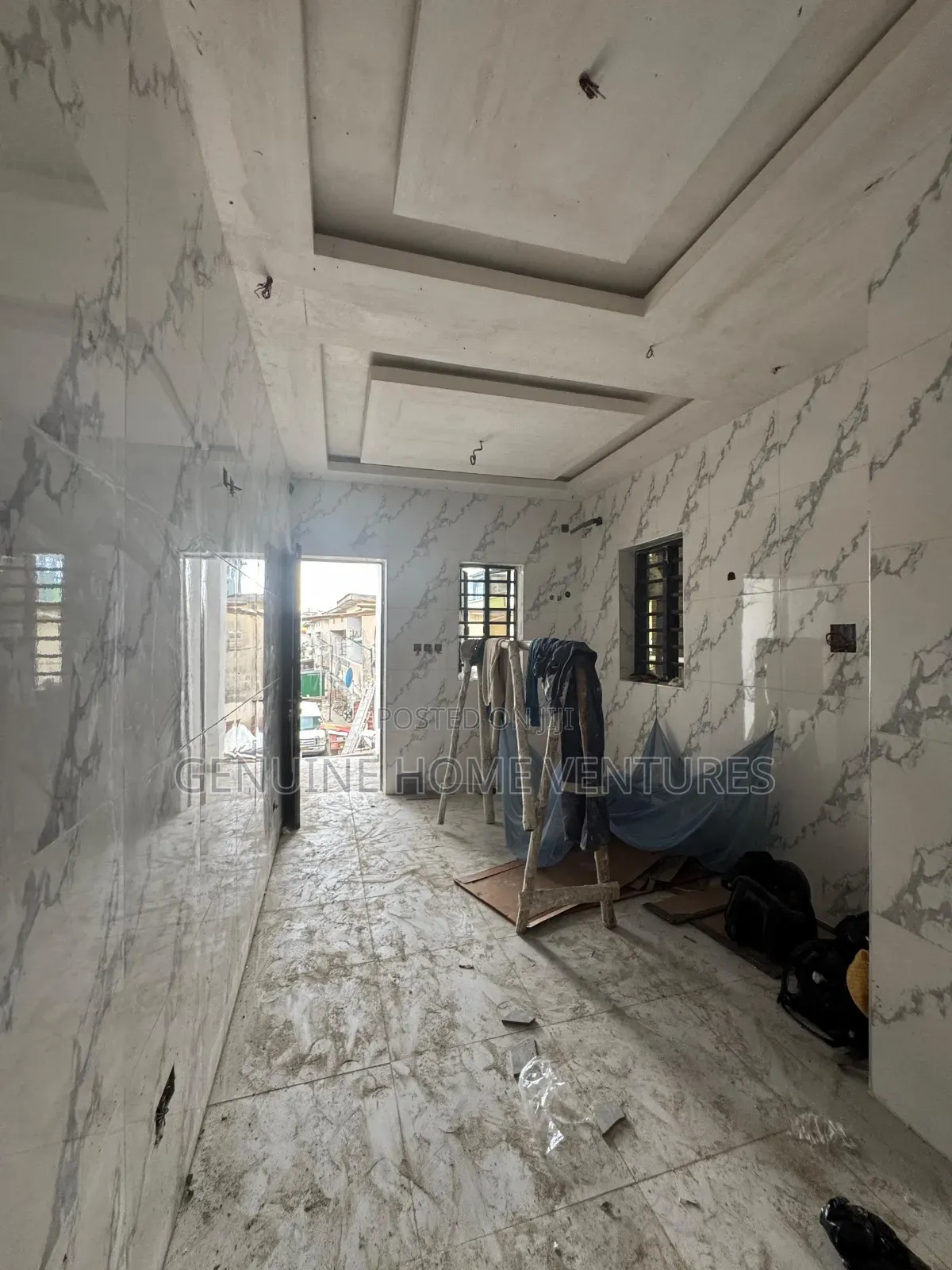 4bdrm Duplex in Ebute Metta for sale in Ebute Metta