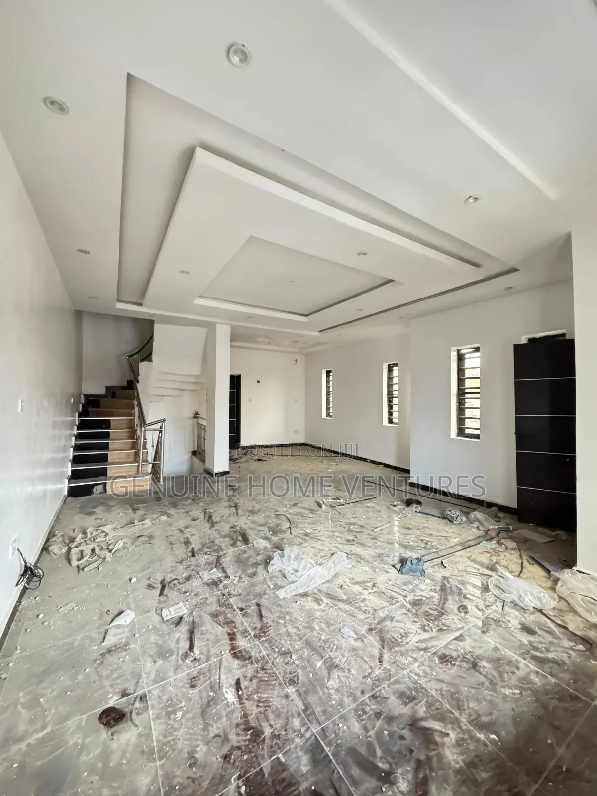 4bdrm Duplex in Surulere for sale in Surulere