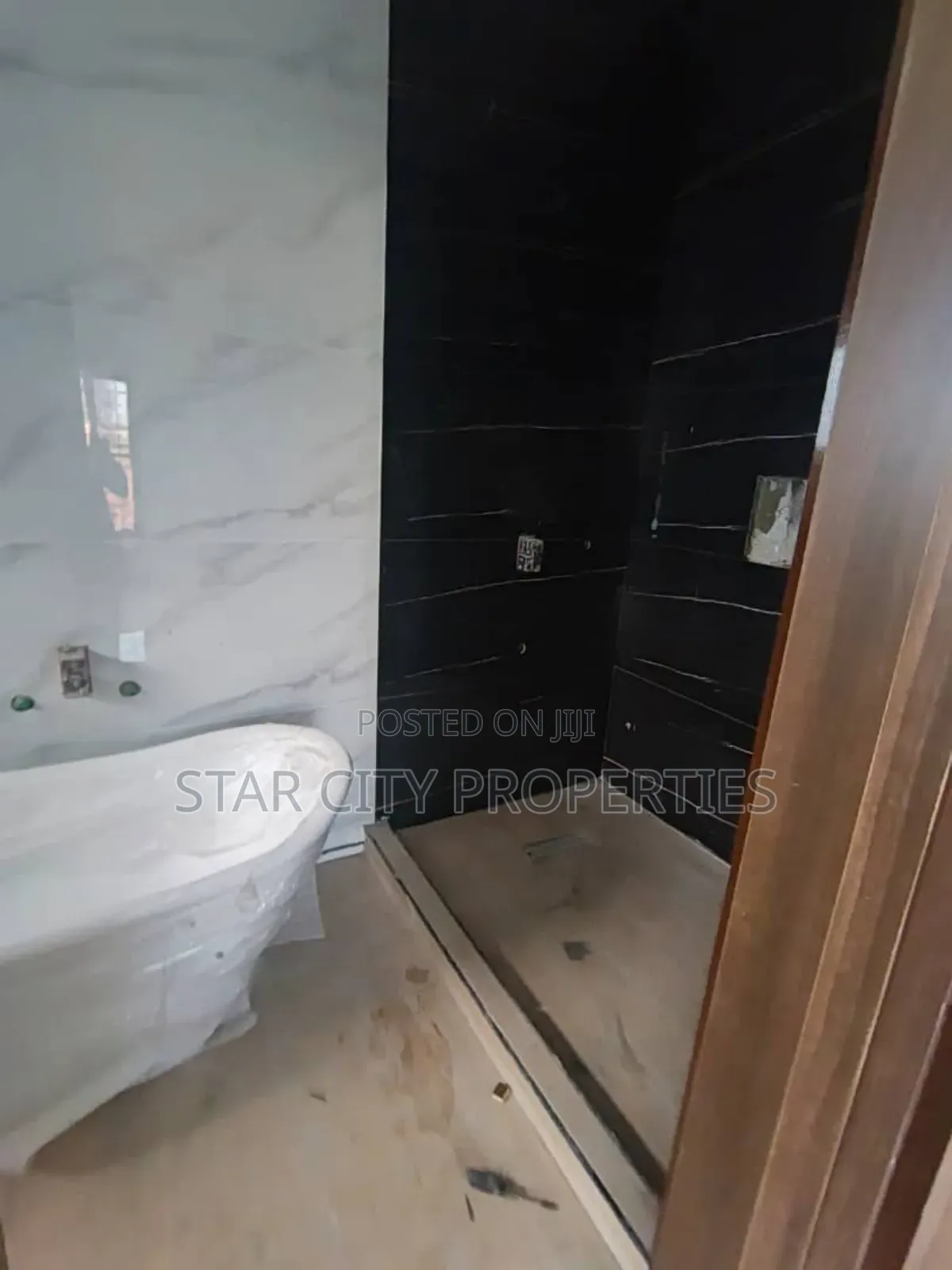 4bdrm Duplex in Omole Ph 2 for rent in Omole Phase 2
