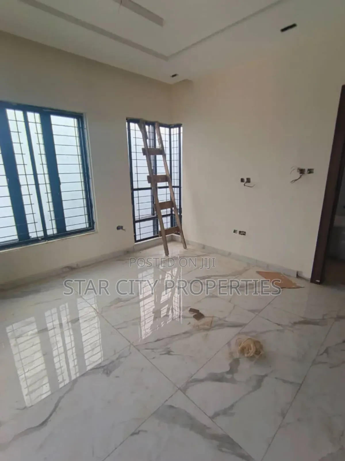 4bdrm Duplex in Omole Ph 2 for rent in Omole Phase 2