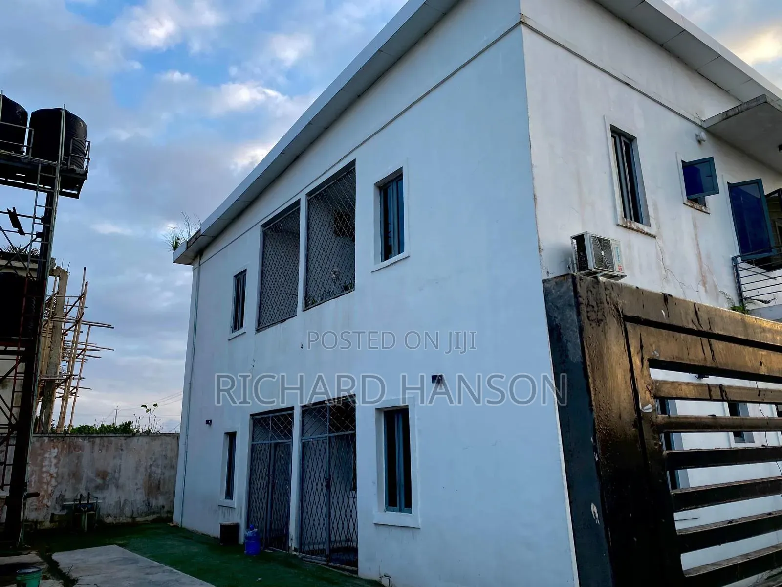 8bdrm Block of Flats in Majek Abijo, Sangotedo for sale in Sangotedo