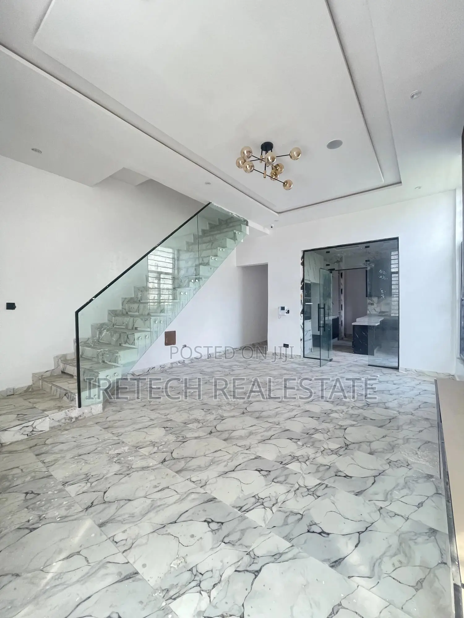 4bdrm Duplex in Ikota Gra for sale in Ikota