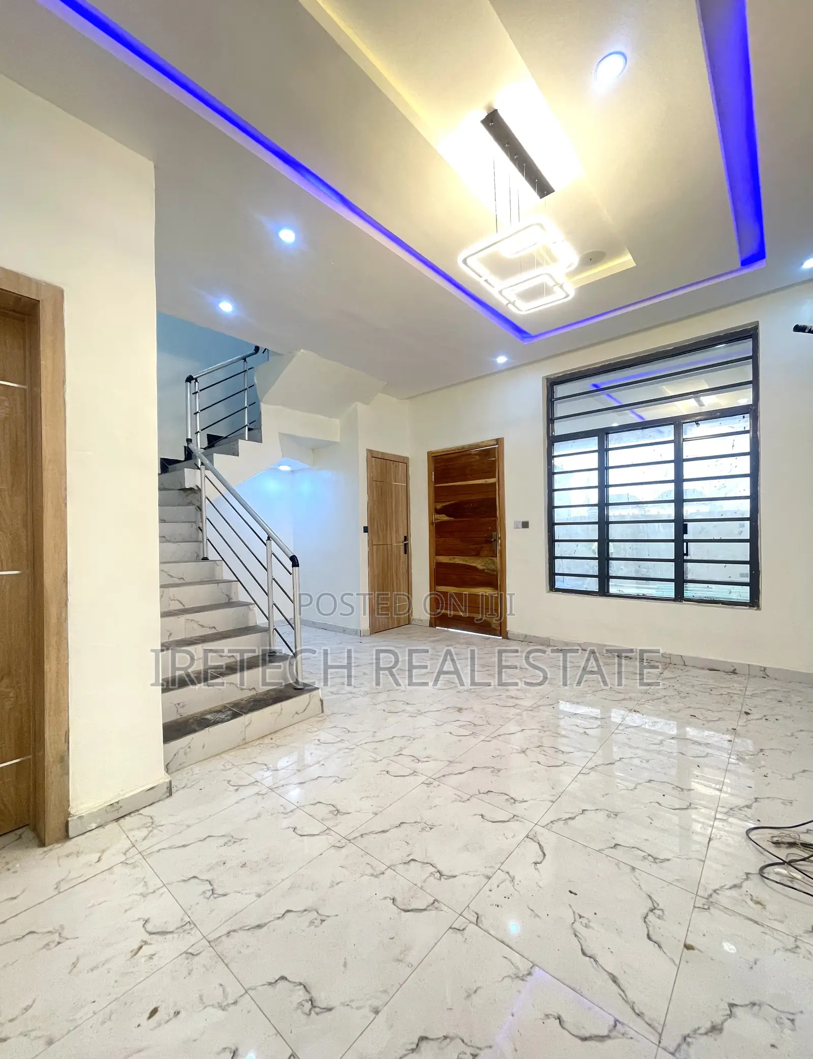 3bdrm Townhouse/Terrace in Ajah In A Call To, Off Lekki-Epe Expressway in Off Lekki-Epe Expressway