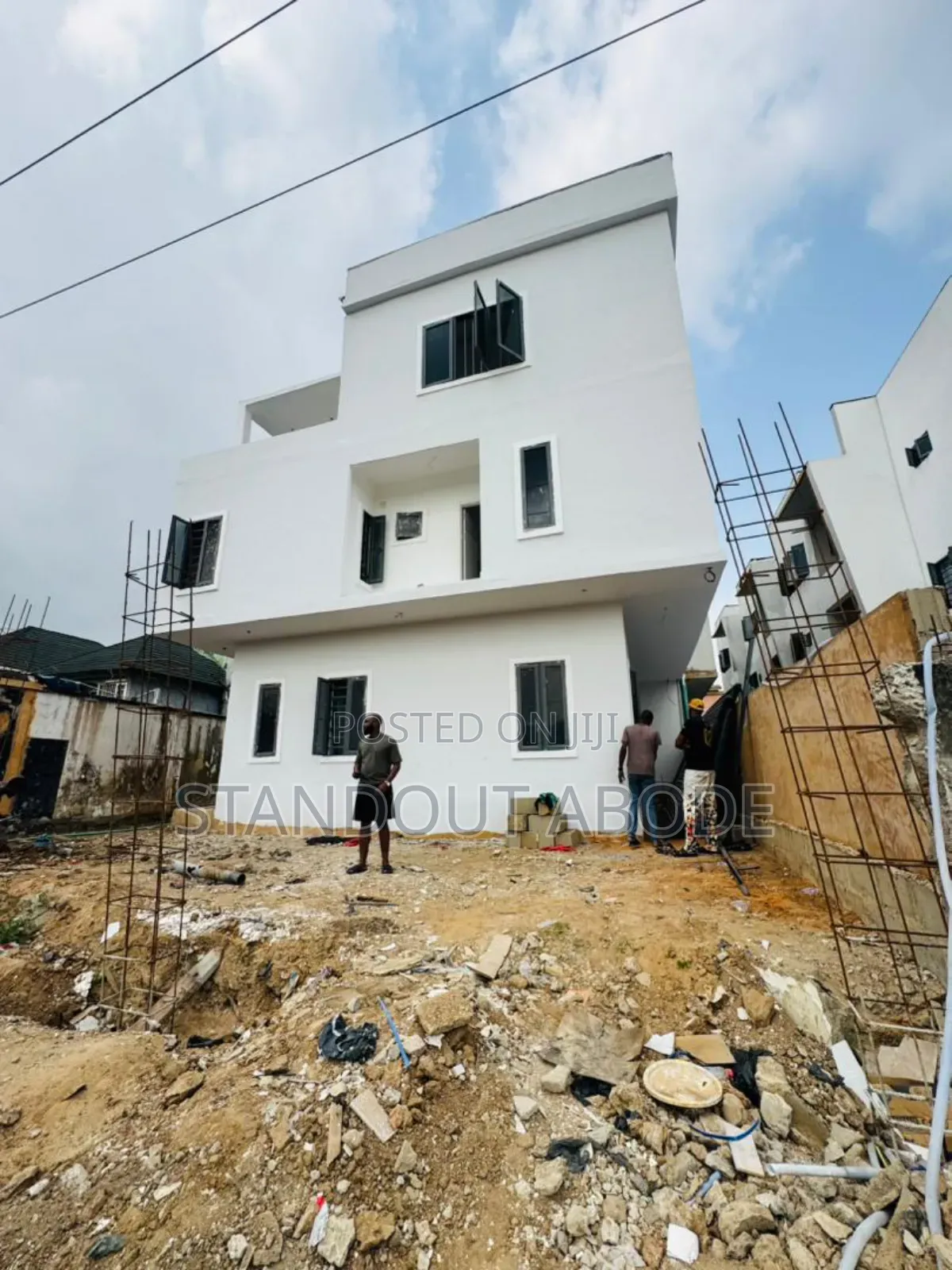 4bdrm Duplex in In An Estate, Ogudu GRA for sale in Ogudu GRA