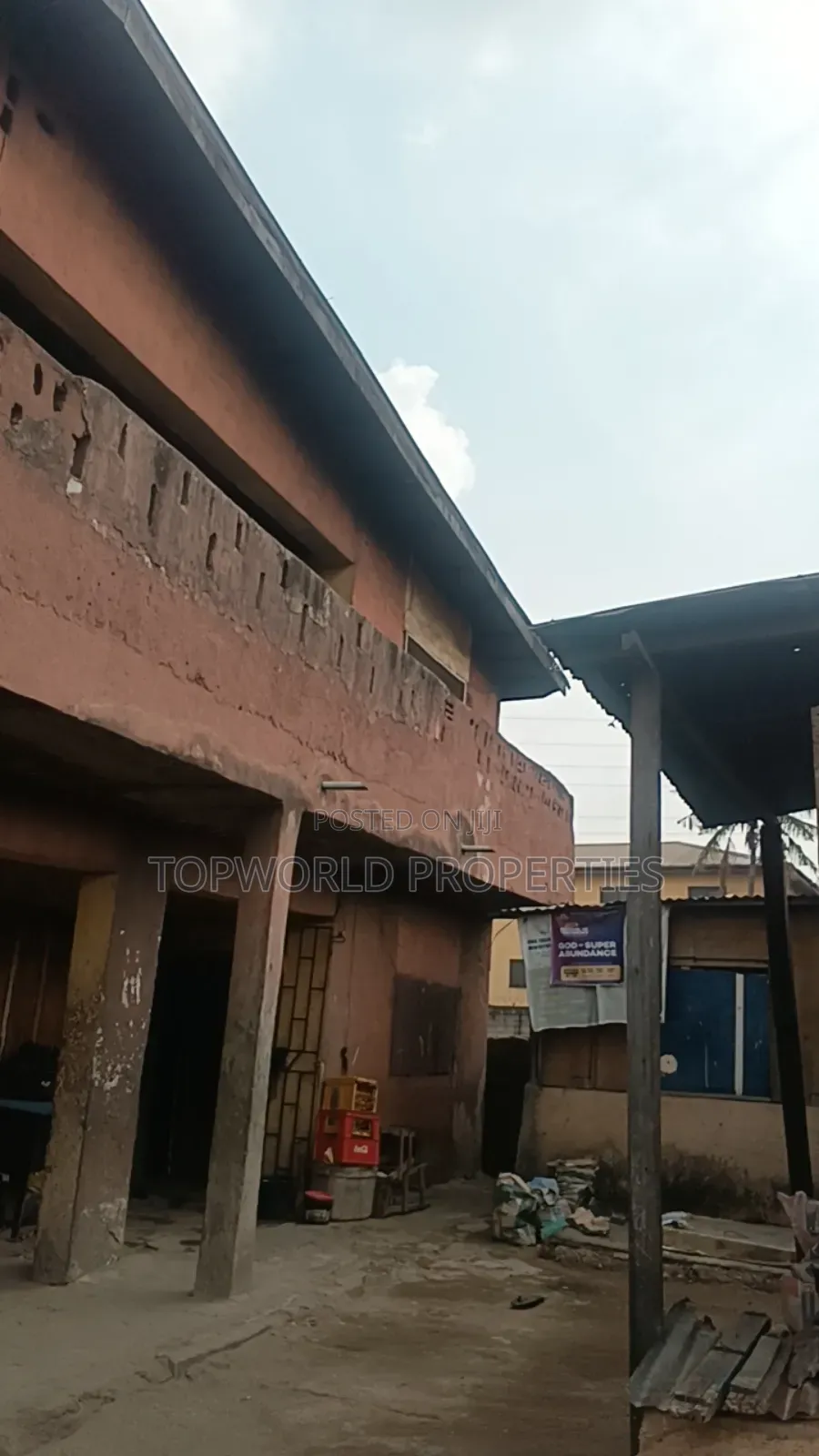 6bdrm House in Mile 12 Kosofe for sale in Kosofe