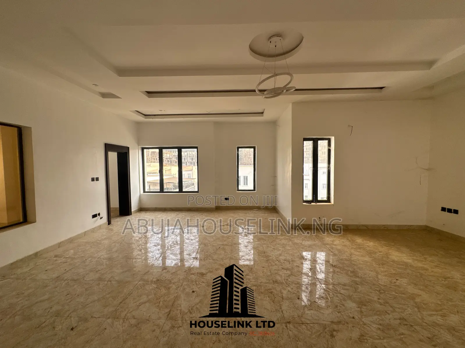 5bdrm Duplex in Guzape Diplomatic for sale in Guzape District